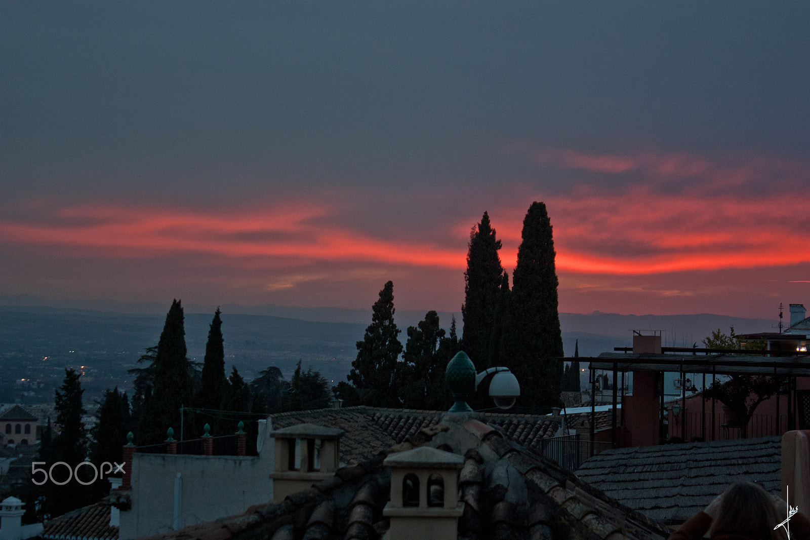 Canon EOS 450D (EOS Rebel XSi / EOS Kiss X2) + Canon EF-S 18-55mm F3.5-5.6 IS II sample photo. Sunset in granada. photography