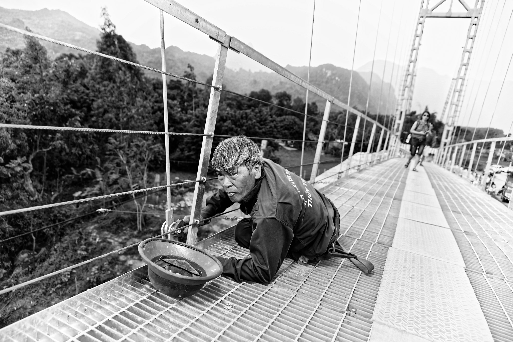 Nikon D610 + Sigma 24-105mm F4 DG OS HSM Art sample photo. Bridge maintainer photography