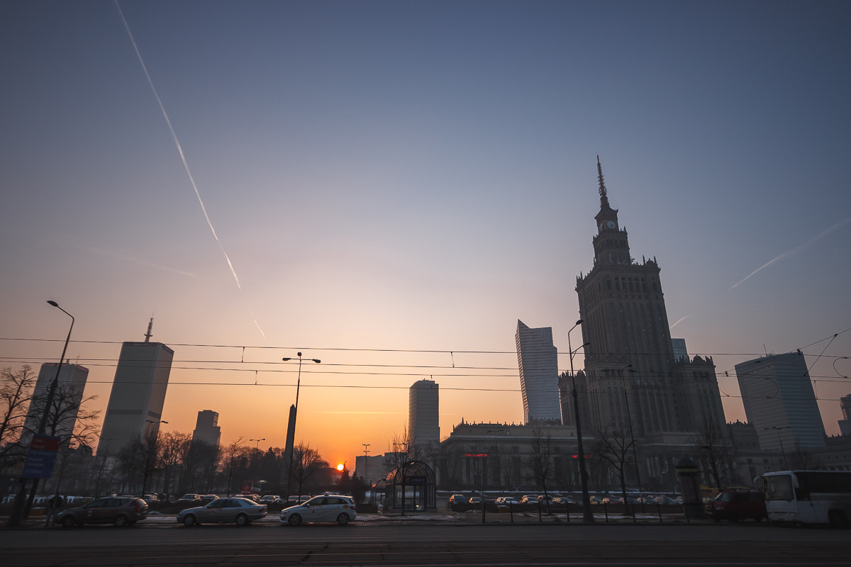 Canon EOS 600D (Rebel EOS T3i / EOS Kiss X5) + Sigma 10-20mm F4-5.6 EX DC HSM sample photo. Walking in warsaw photography