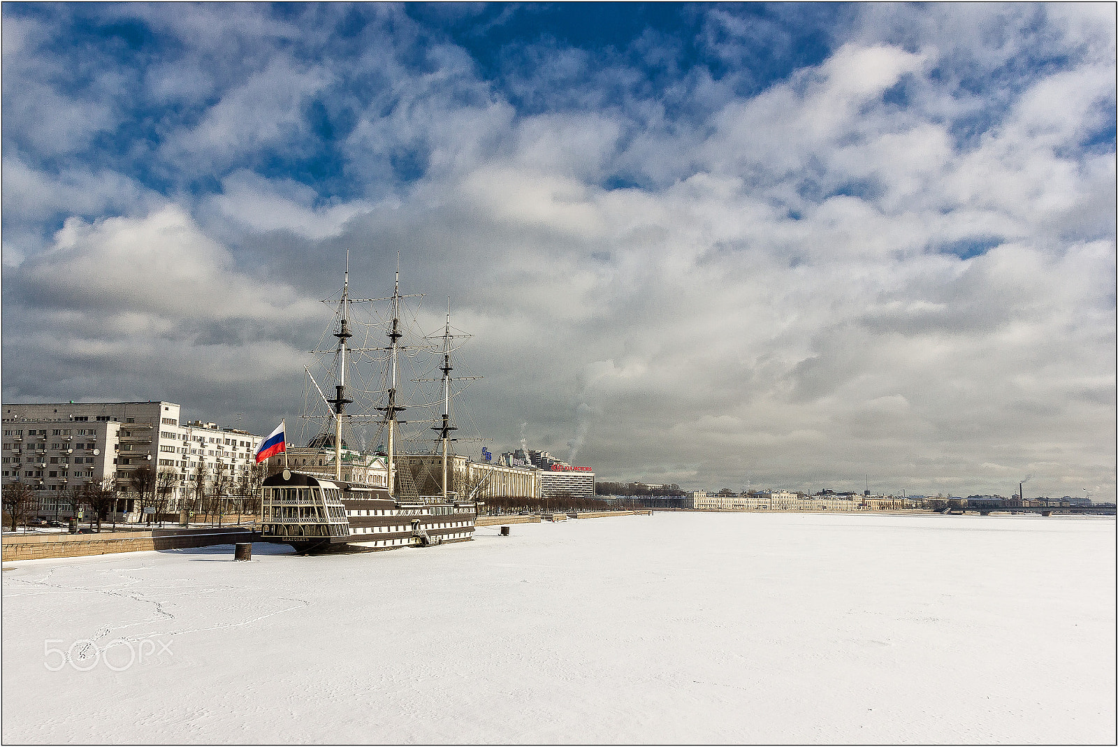 Canon EOS 550D (EOS Rebel T2i / EOS Kiss X4) sample photo. The sailing ship in the ice photography