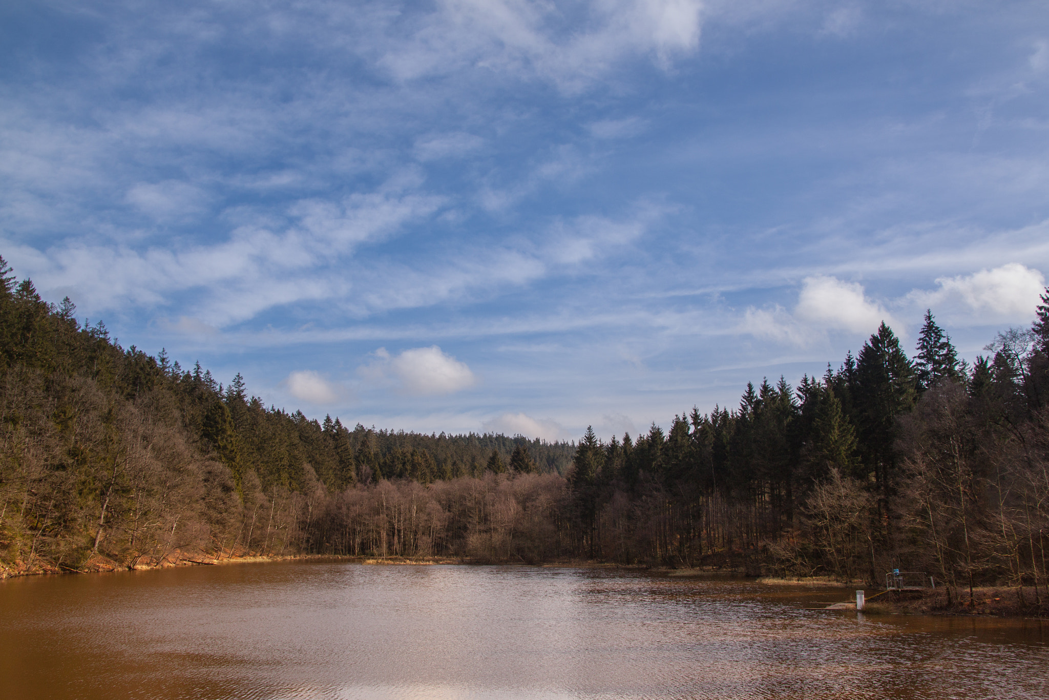Canon EOS 500D (EOS Rebel T1i / EOS Kiss X3) + Canon TS-E 90mm F2.8 Tilt-Shift sample photo. Small artificial lake in roetgen photography