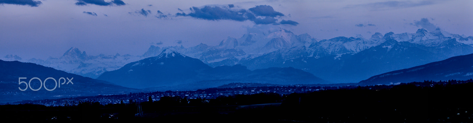 Sony ILCA-77M2 sample photo. Mont blanc - panoramic photography