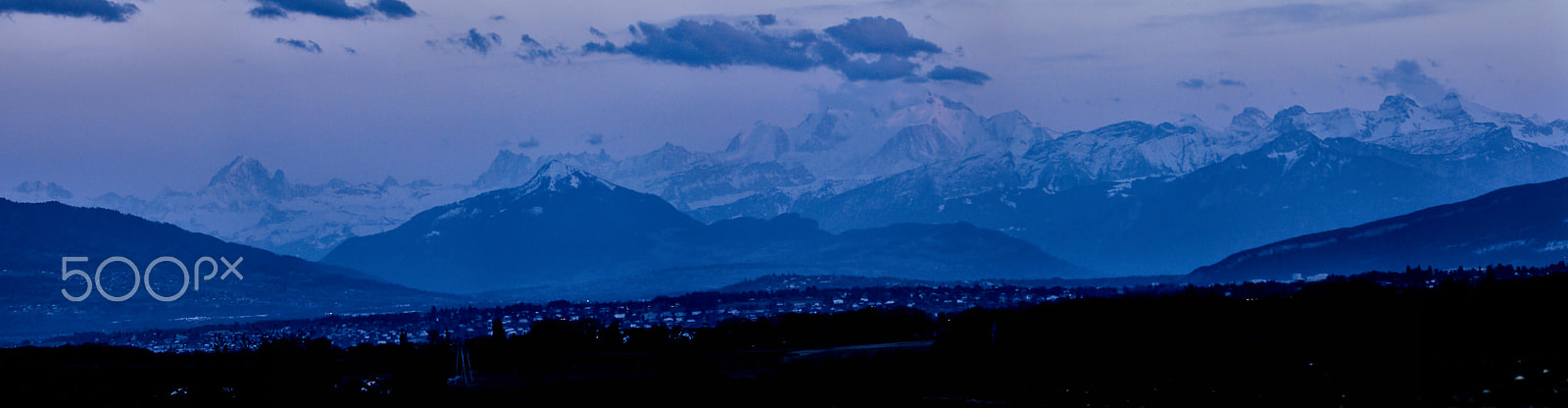 Minolta AF 300mm F2.8 HS-APO G sample photo. Mont blanc - panoramic photography