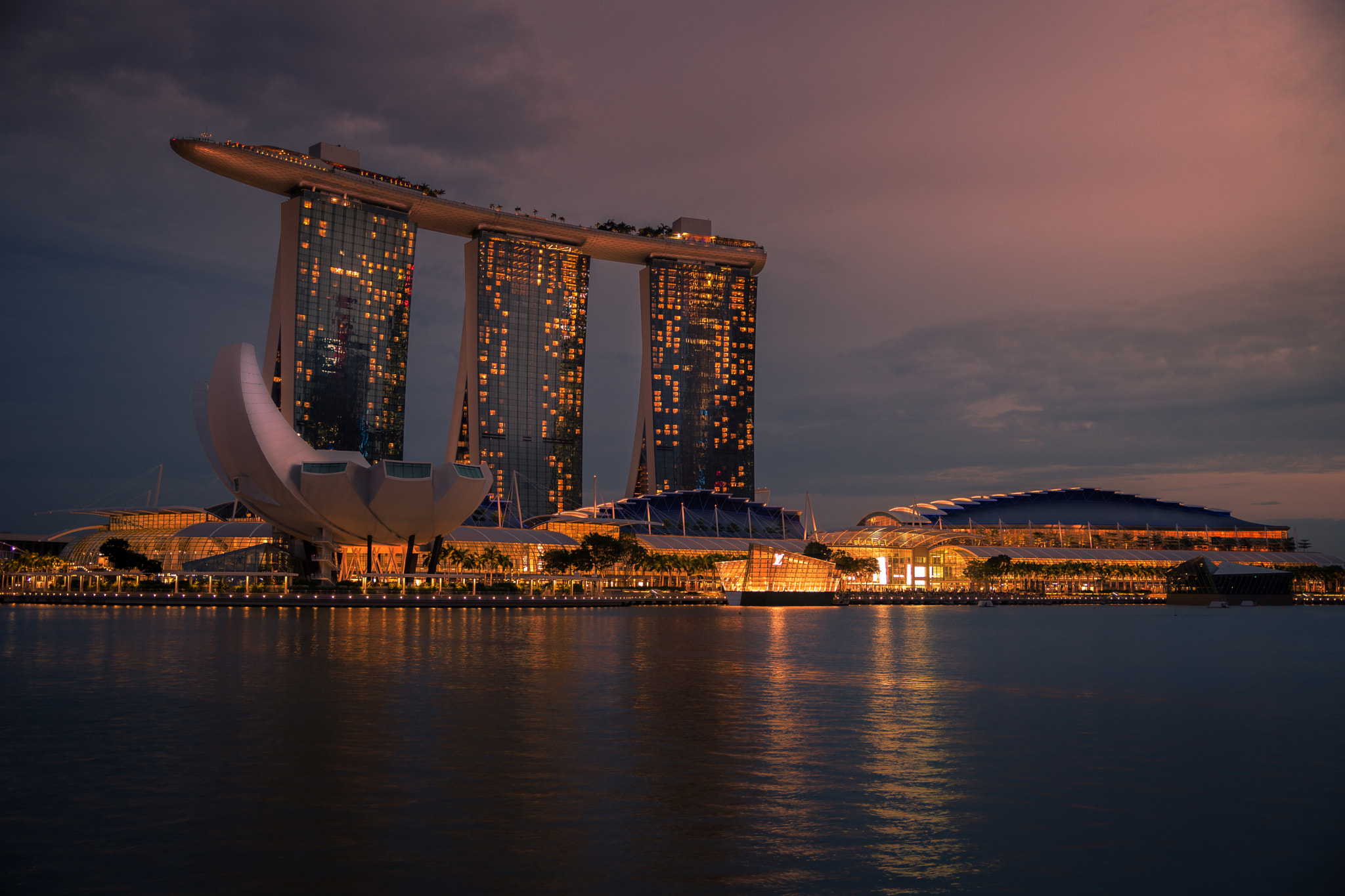 DT 24-70mm F2.8 SAM sample photo. Marina bay sands photography