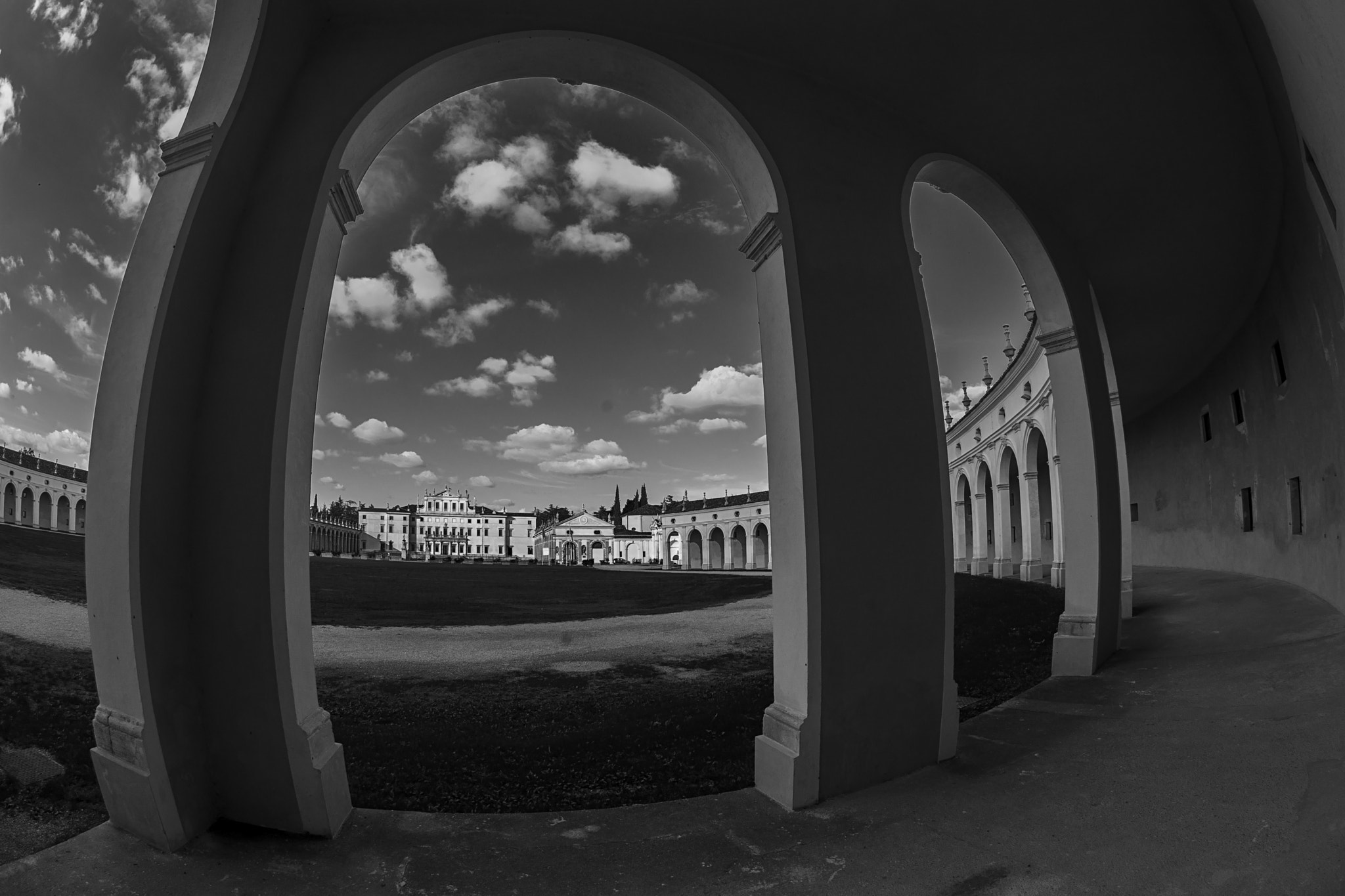 Nikon AF DX Fisheye-Nikkor 10.5mm F2.8G ED sample photo. Villa manin photography