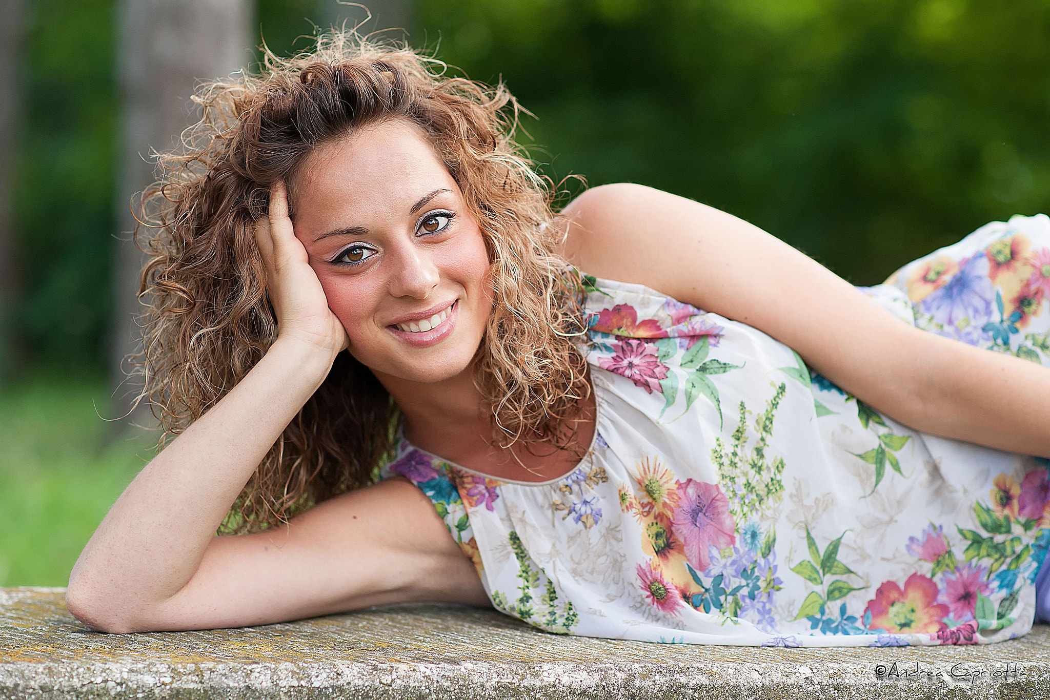 Nikon D700 + Nikon AF-S Nikkor 85mm F1.8G sample photo. Smile....... photography