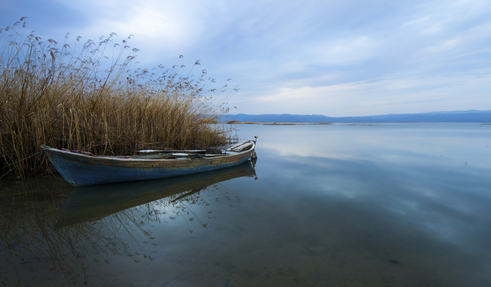 Sigma 8-16mm F4.5-5.6 DC HSM sample photo. Sandal  photography