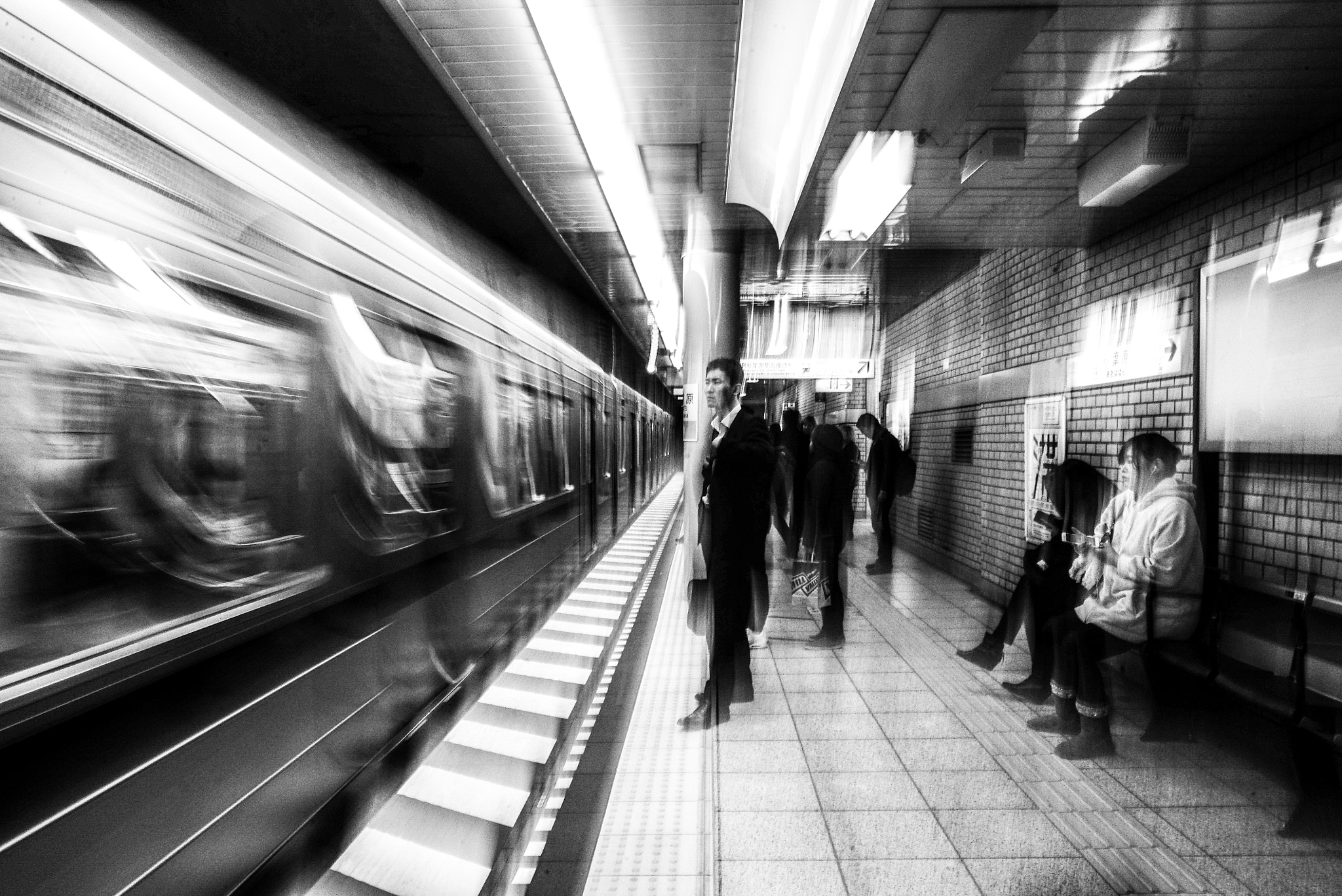 ZEISS Batis 25mm F2 sample photo. Tokyometro photography