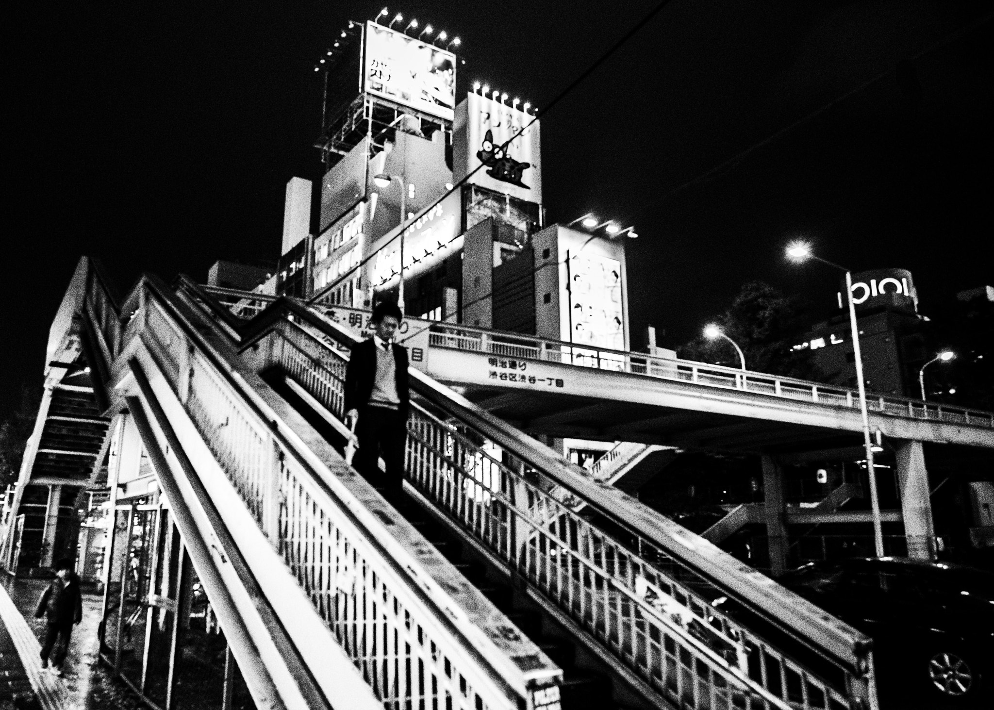 ZEISS Batis 25mm F2 sample photo. B&w photography