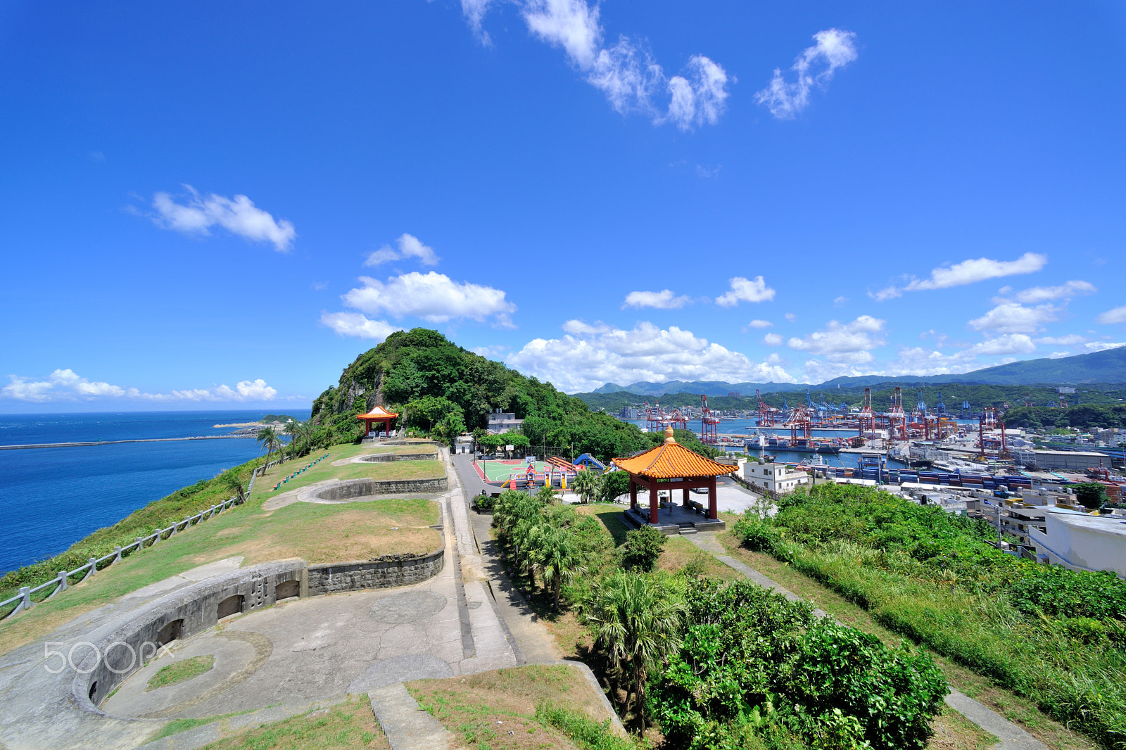 Nikon AF Nikkor 14mm F2.8D ED sample photo. 台灣,海邊,戰地,公園,遺跡 photography