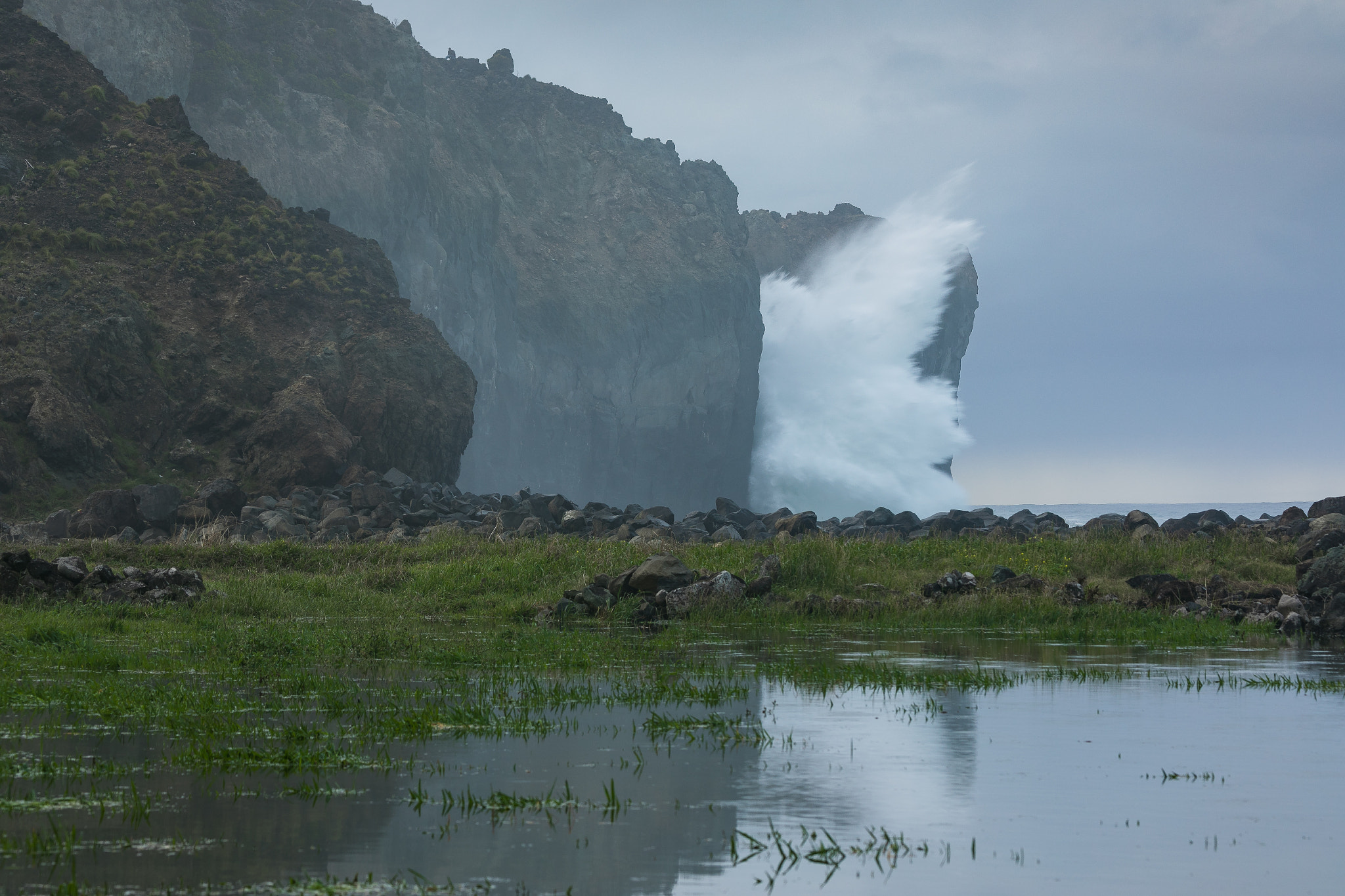 Canon EF 100-400mm F4.5-5.6L IS USM sample photo. Find the man in the photo photography