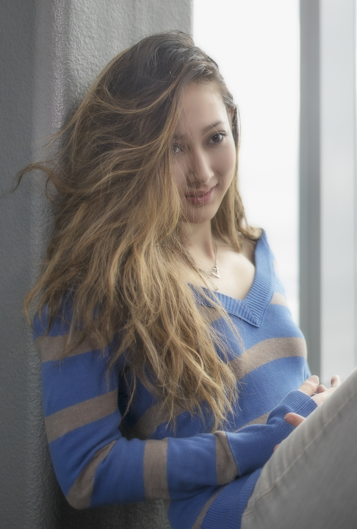 Canon EF 35mm F1.4L II USM sample photo. Smile photography