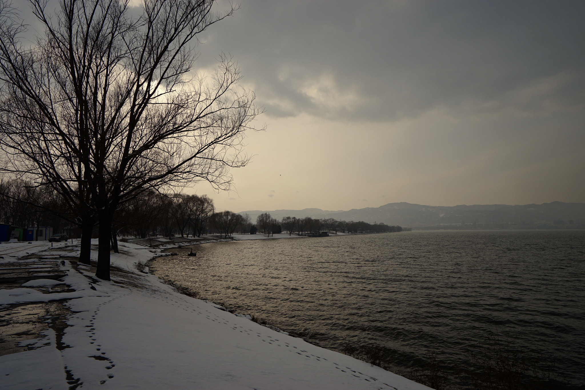 Sony Vario-Tessar T* FE 16-35mm F4 ZA OSS sample photo. 风萧萧兮湖水寒 photography