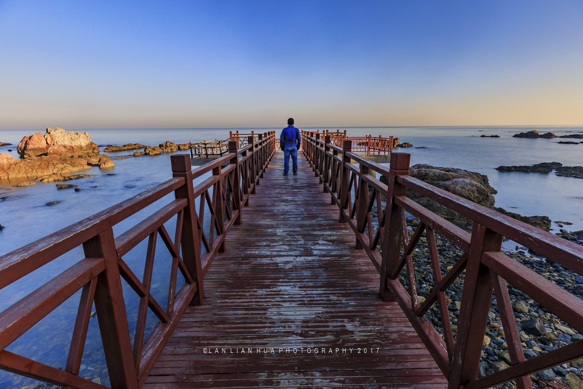 Canon EF 16-35mm F2.8L III USM sample photo. 观海 photography