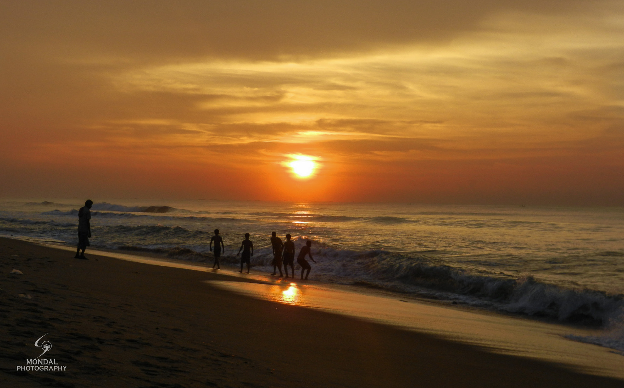 Nikon Coolpix S9100 sample photo. Magical beach photography