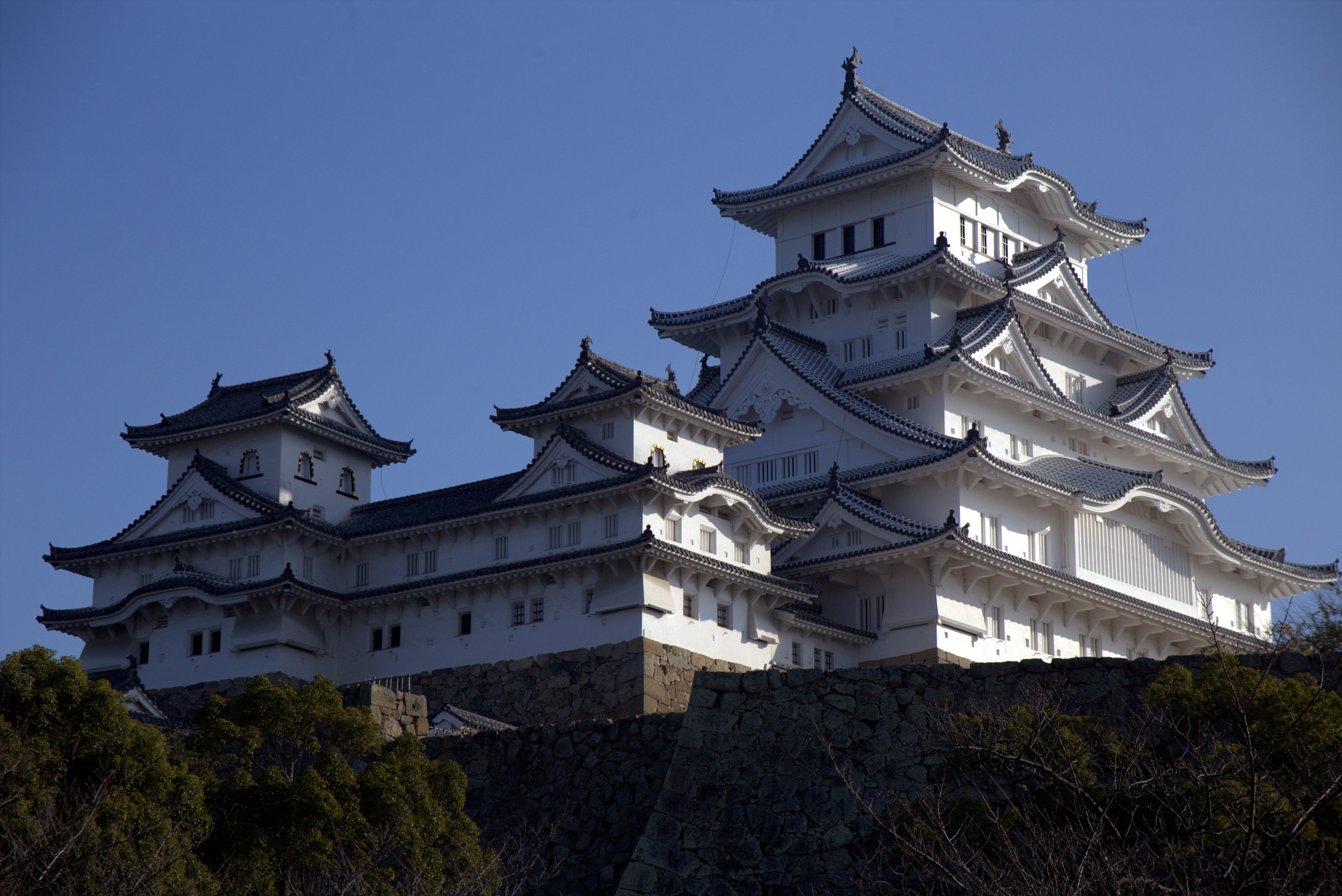 Canon EF 28-105mm f/3.5-4.5 USM sample photo. Himeji castle photography