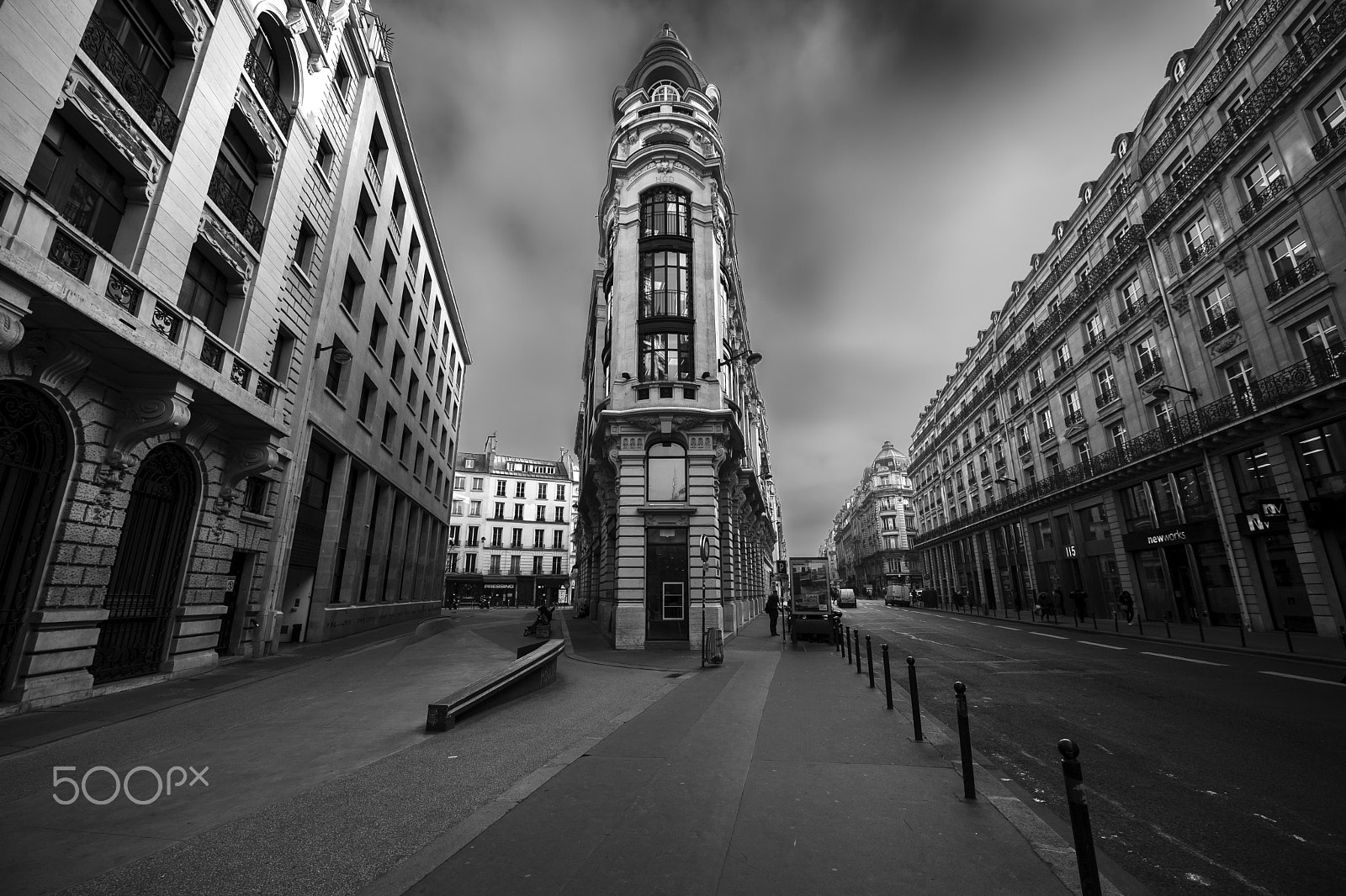 Nikon AF-S Nikkor 14-24mm F2.8G ED sample photo. Avenue photography