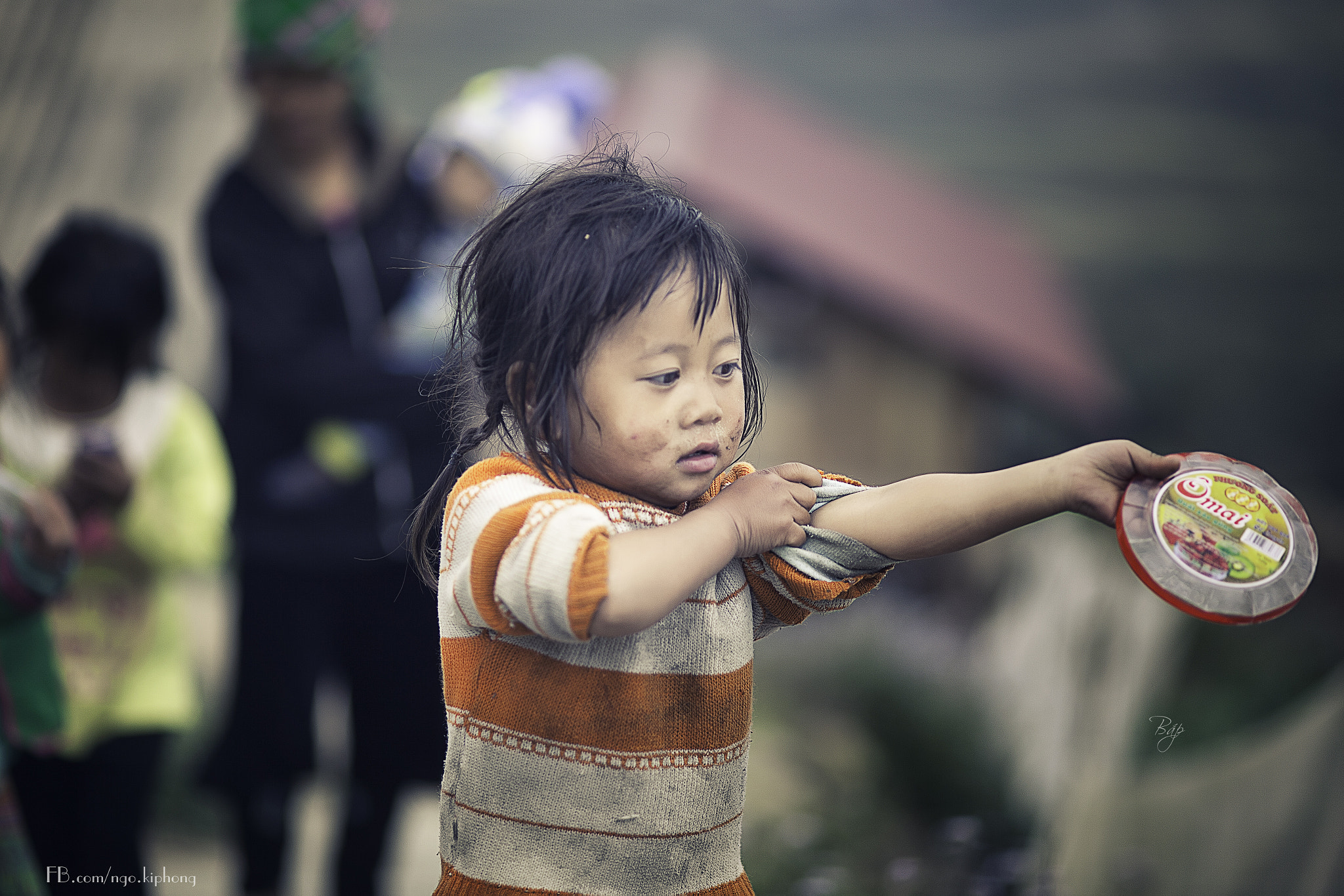 Canon EF 100mm F2.0 USM sample photo. Baby girl photography