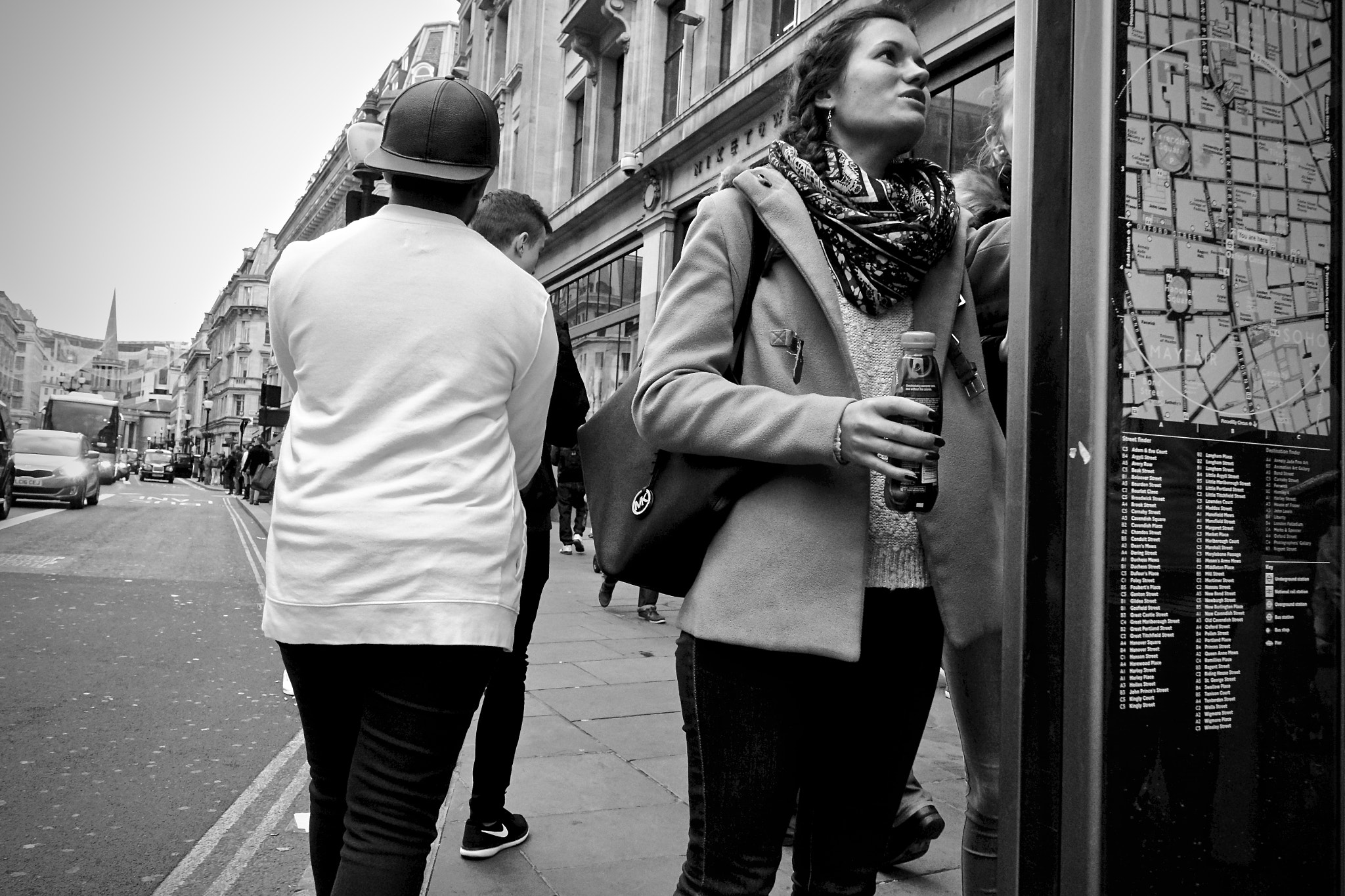Sony Cyber-shot DSC-RX100 IV + Sony 24-70mm F1.8-2.8 sample photo. Central london, uk. photography