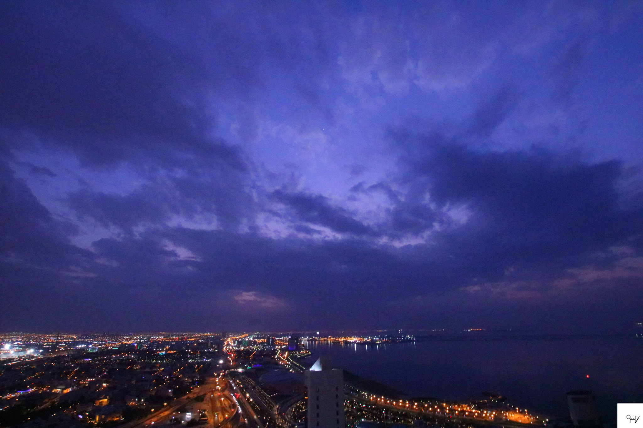 Sigma 10-20mm F3.5 EX DC HSM sample photo. Bluehour for kuwait city above panasonic tower in luwait photography