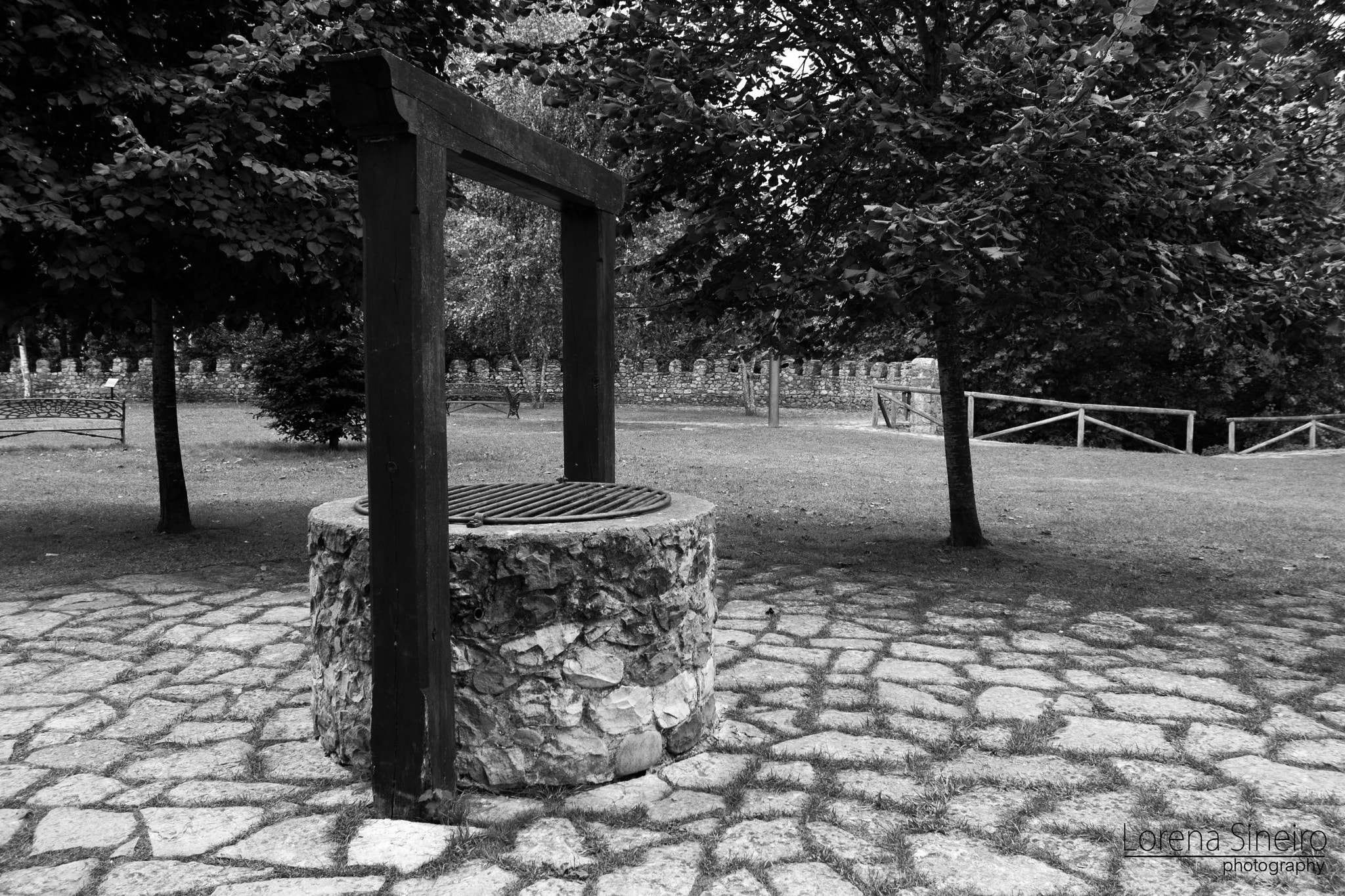 Canon EOS 1000D (EOS Digital Rebel XS / EOS Kiss F) sample photo. Old pit photography