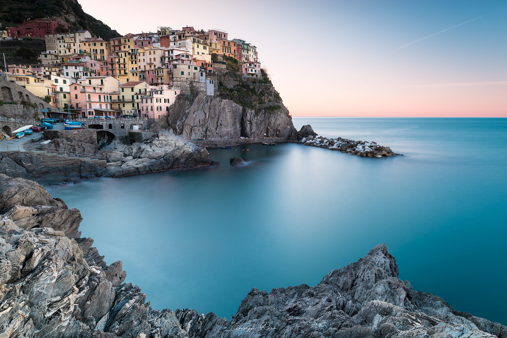 Nikon AF-S Nikkor 18-35mm F3.5-4.5G ED sample photo. Manarola paradise photography
