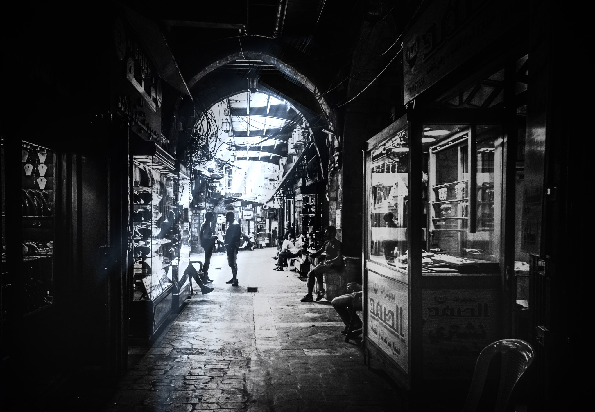 Sigma 8-16mm F4.5-5.6 DC HSM sample photo. Street encounter photography