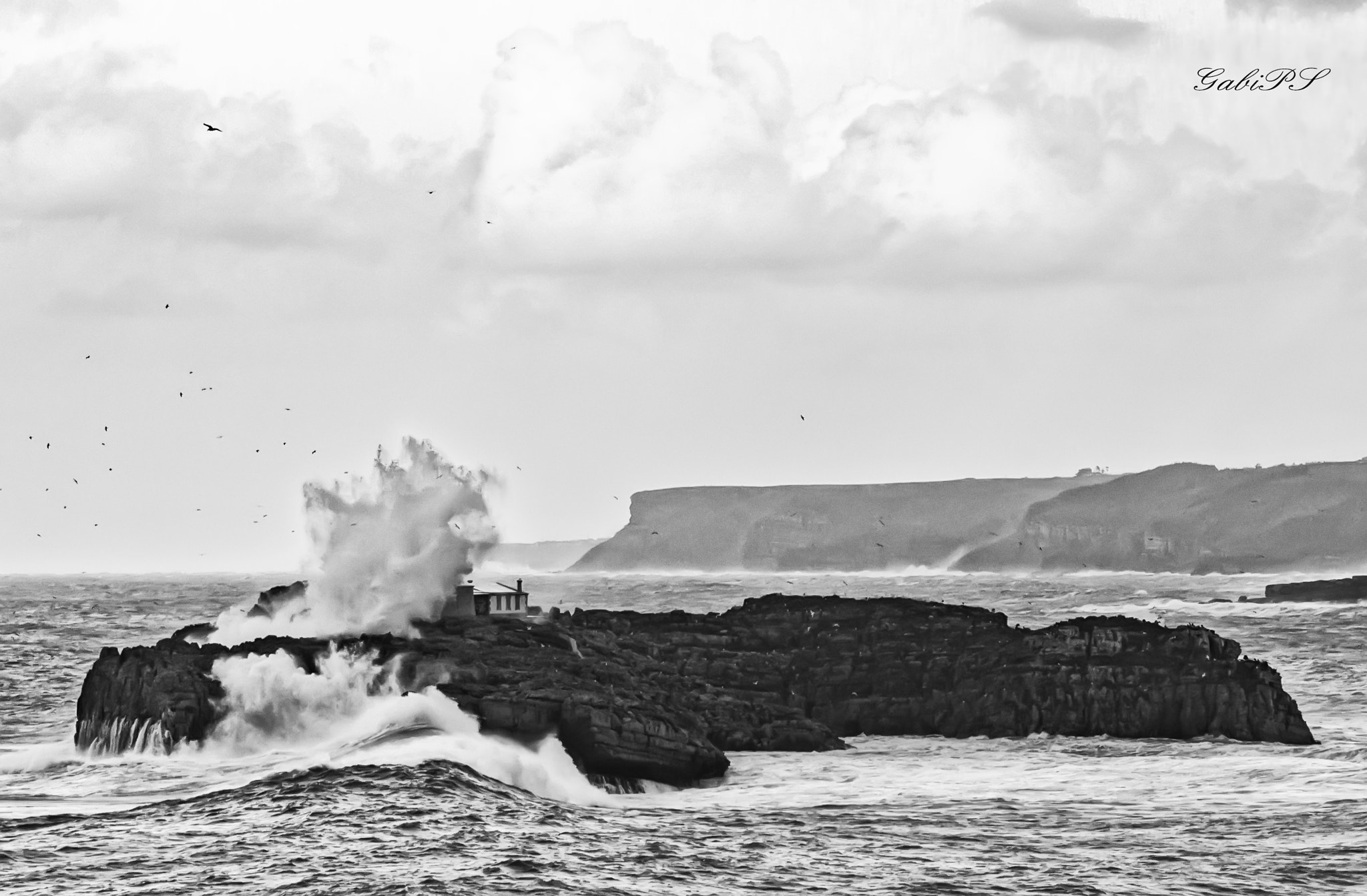 Sigma 70-300mm F4-5.6 APO DG Macro sample photo. Saint mouro lighthouse photography