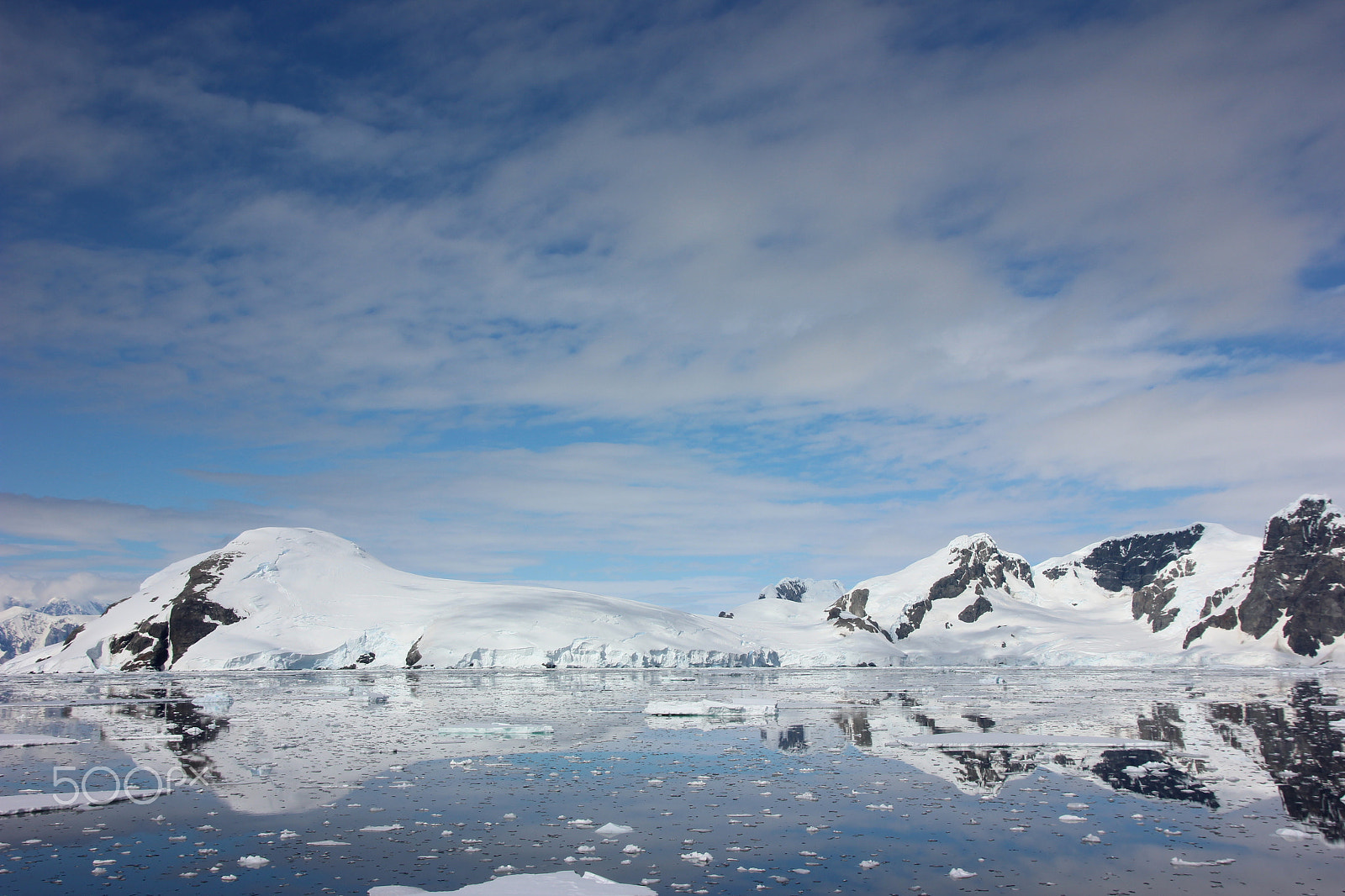 Canon EOS 600D (Rebel EOS T3i / EOS Kiss X5) + Sigma 18-250mm F3.5-6.3 DC OS HSM sample photo. Antarctica photography