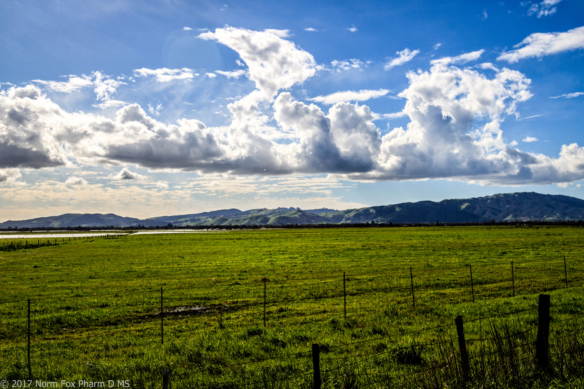 Canon EOS 760D (EOS Rebel T6s / EOS 8000D) + Canon EF 24-105mm F4L IS USM sample photo. Sky over silicon valley photography