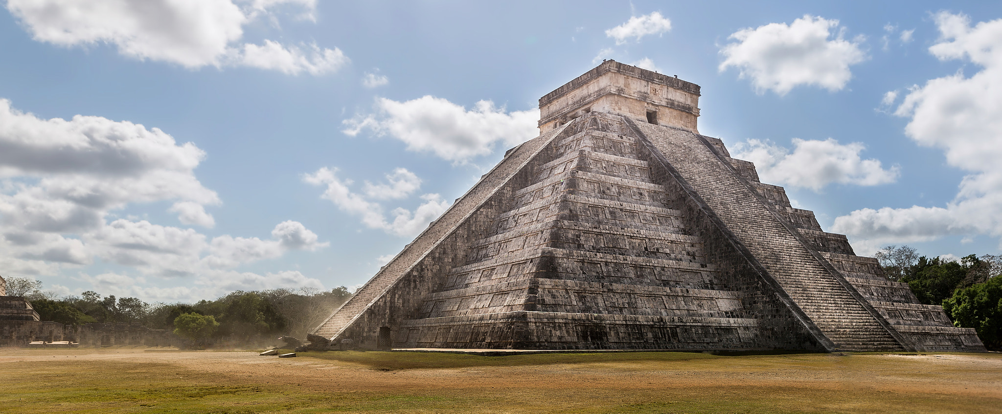 Sigma 20mm F1.4 DG HSM Art sample photo. Chichen itza photography