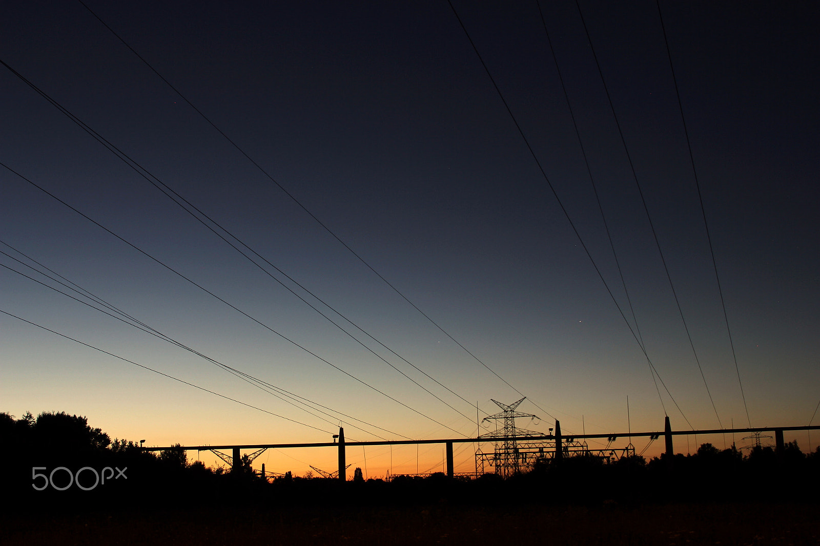 Canon EOS 550D (EOS Rebel T2i / EOS Kiss X4) + Tamron AF 28-200mm F3.8-5.6 XR Di Aspherical (IF) Macro sample photo. Power station at night photography