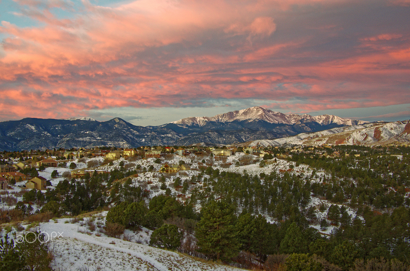 Pentax smc DA 16-45mm F4 ED AL sample photo. Sunrise from a hotel room photography