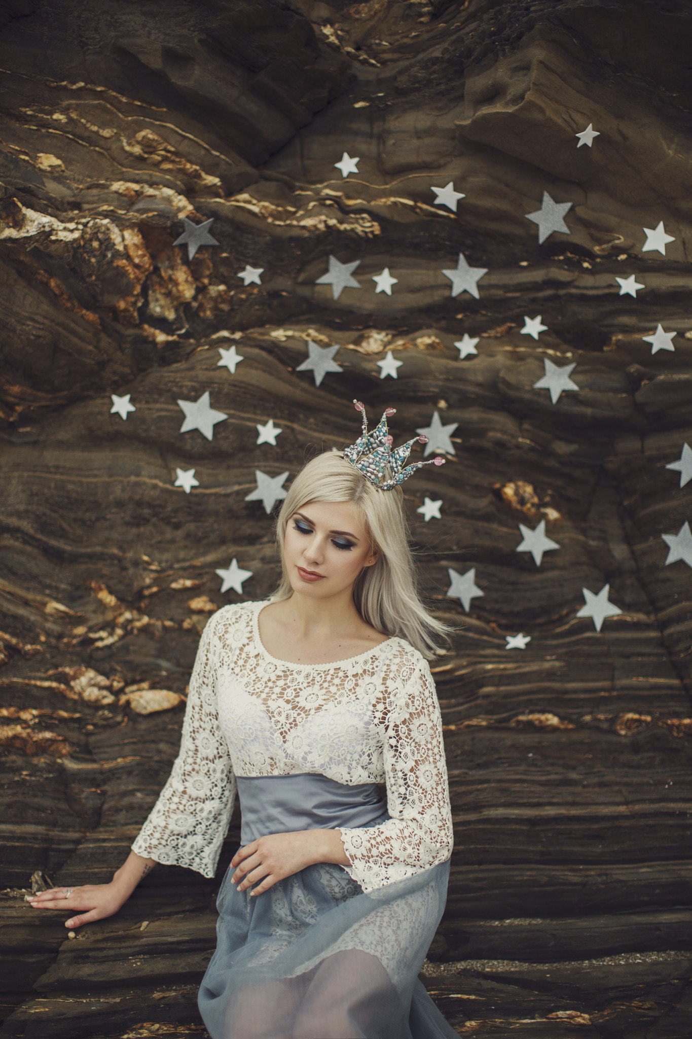 Beauty Vintage Princess on the Beach