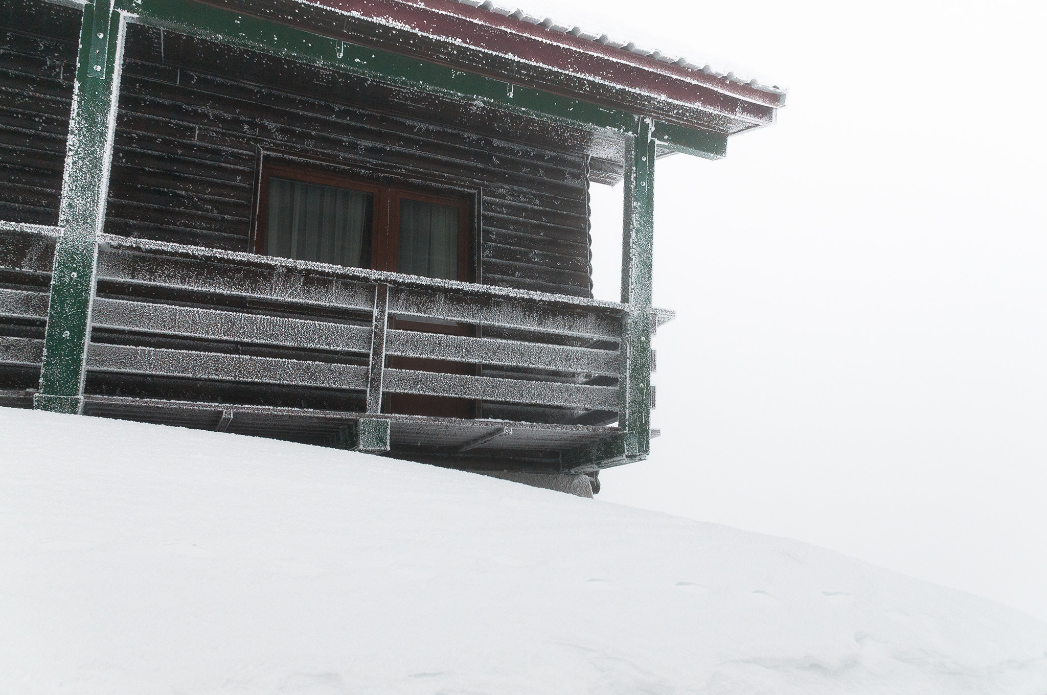 Nikon D300 sample photo. Snowed cabin photography