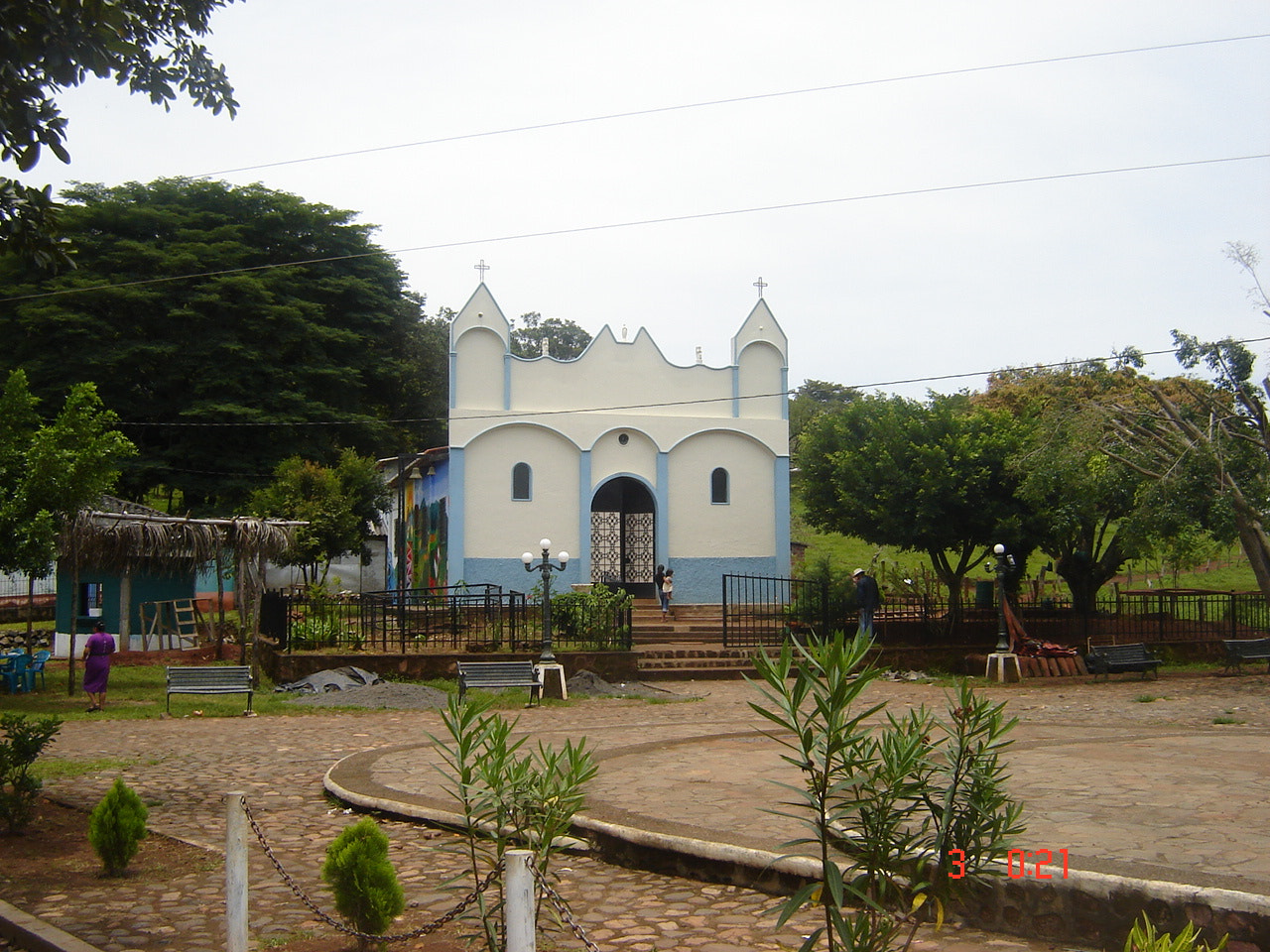 Sony DSC-S60 sample photo. El mozote, church, morazán photography