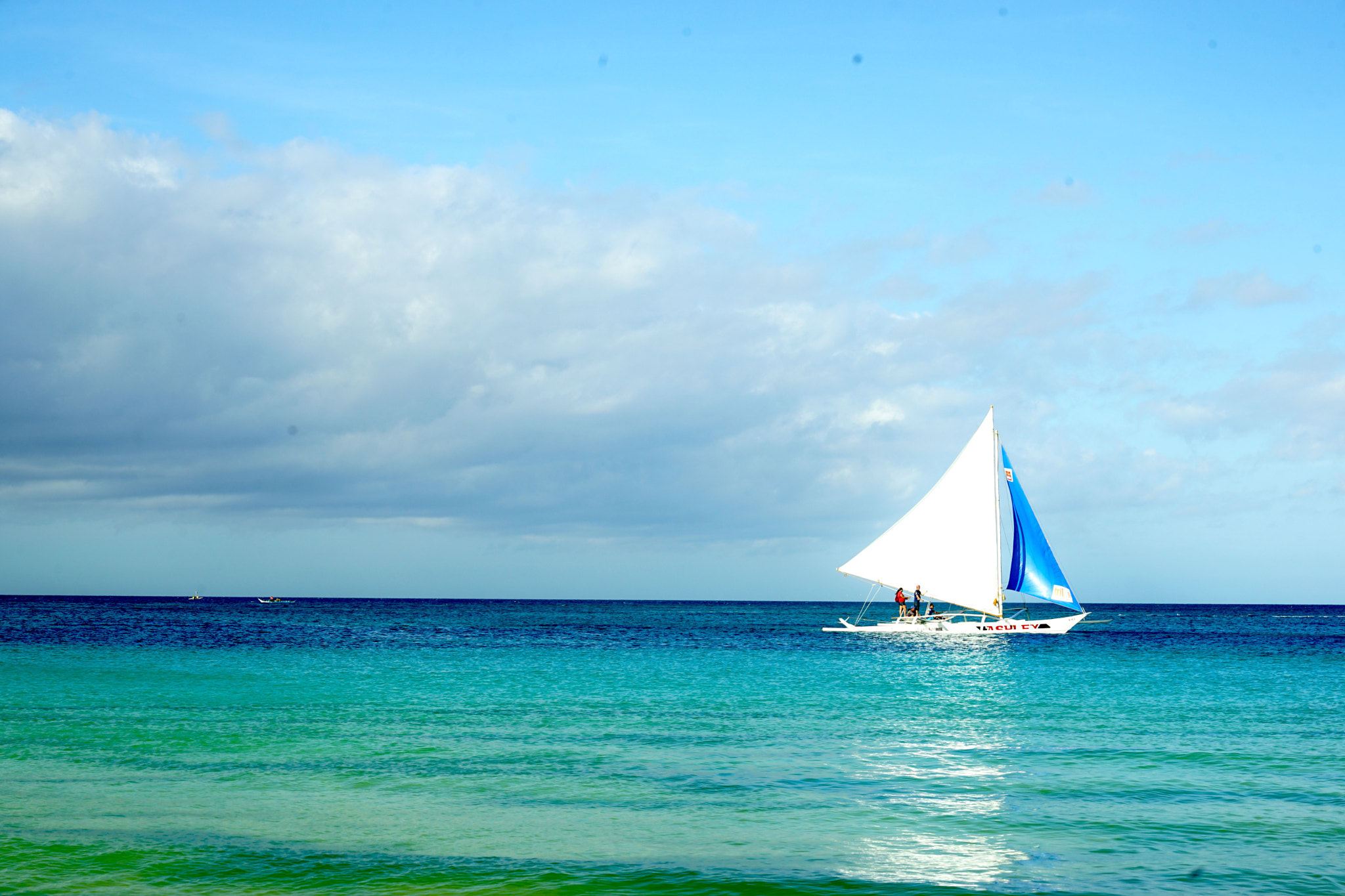 Sony a7 II + Sony FE 24-70mm F2.8 GM sample photo. Boracay photography