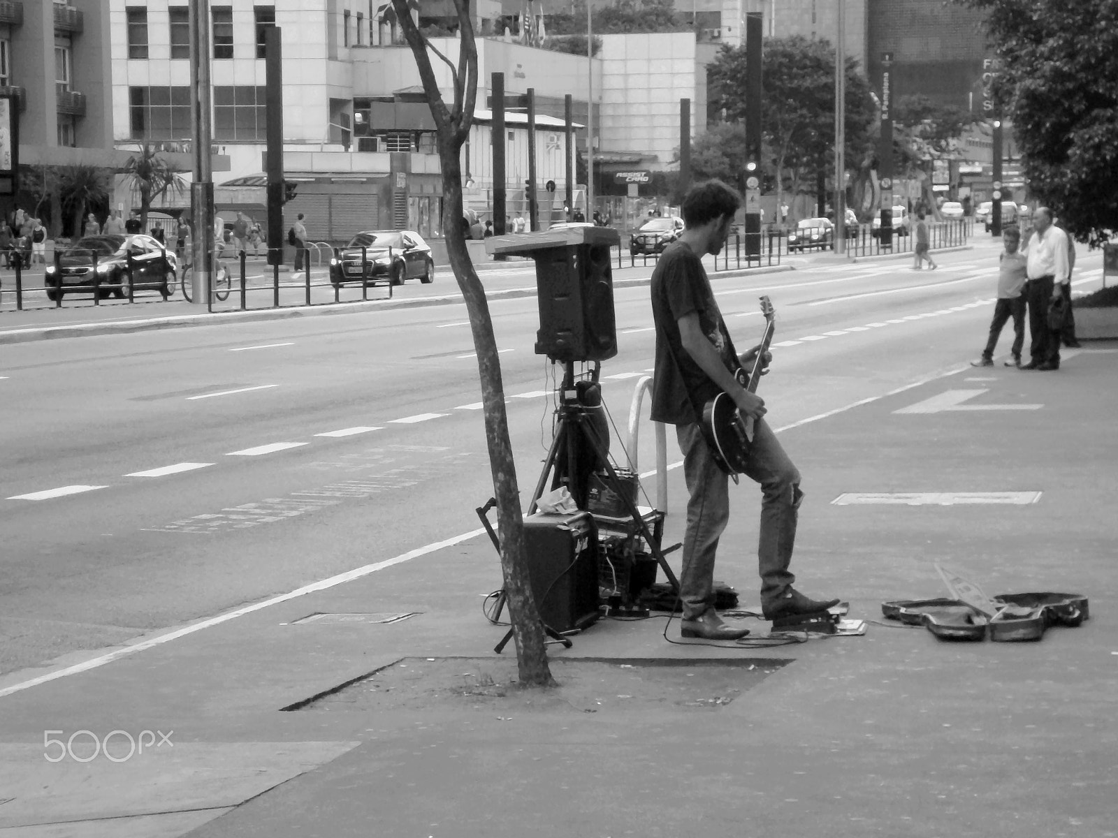 Sony DSC-W125 sample photo. Guitar hero - avenida paulista - são paulo (sp) photography