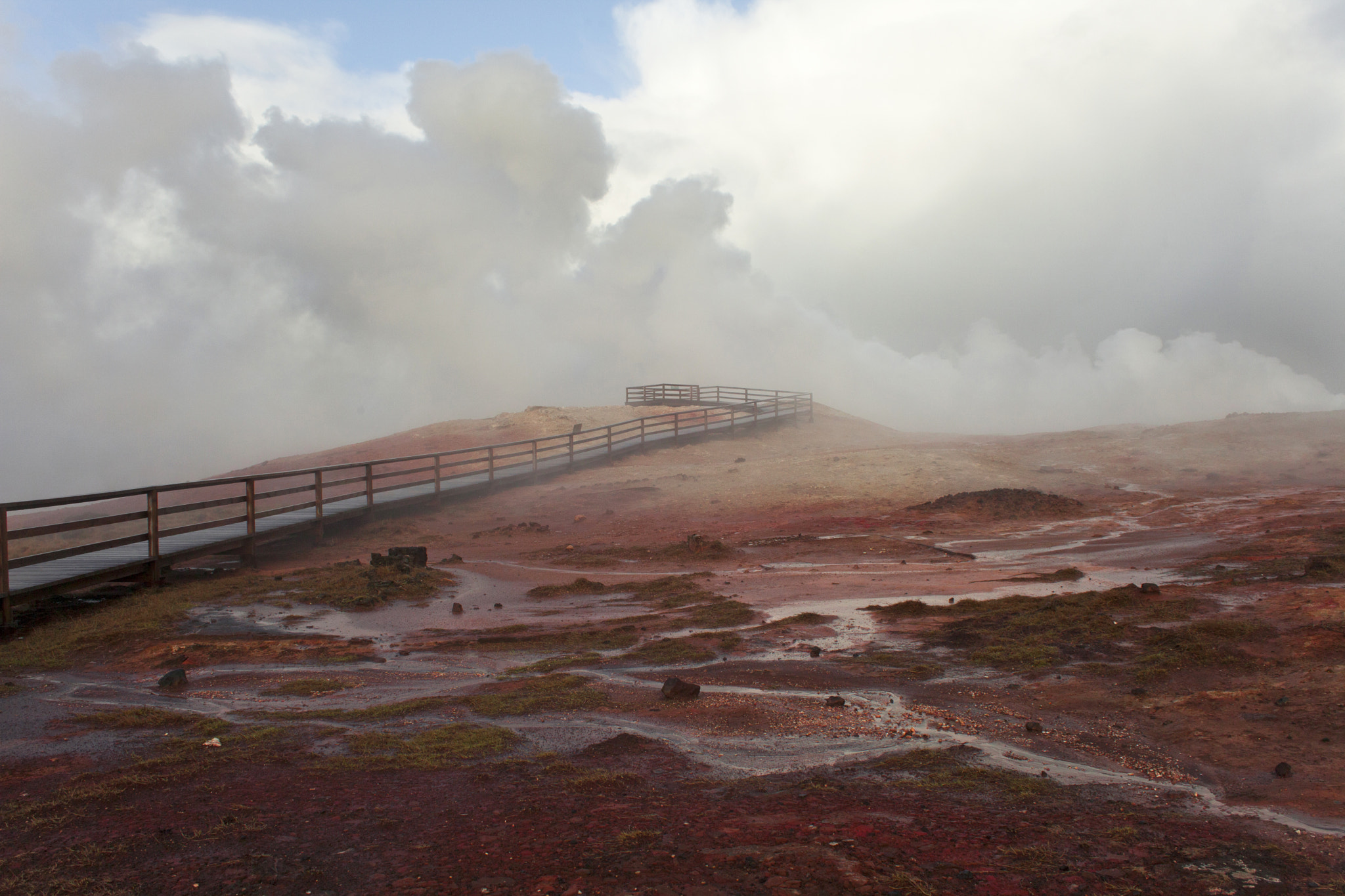 Canon EOS 5D Mark II + Canon EF 28-80mm f/3.5-5.6 USM IV sample photo. Amongst the clouds photography