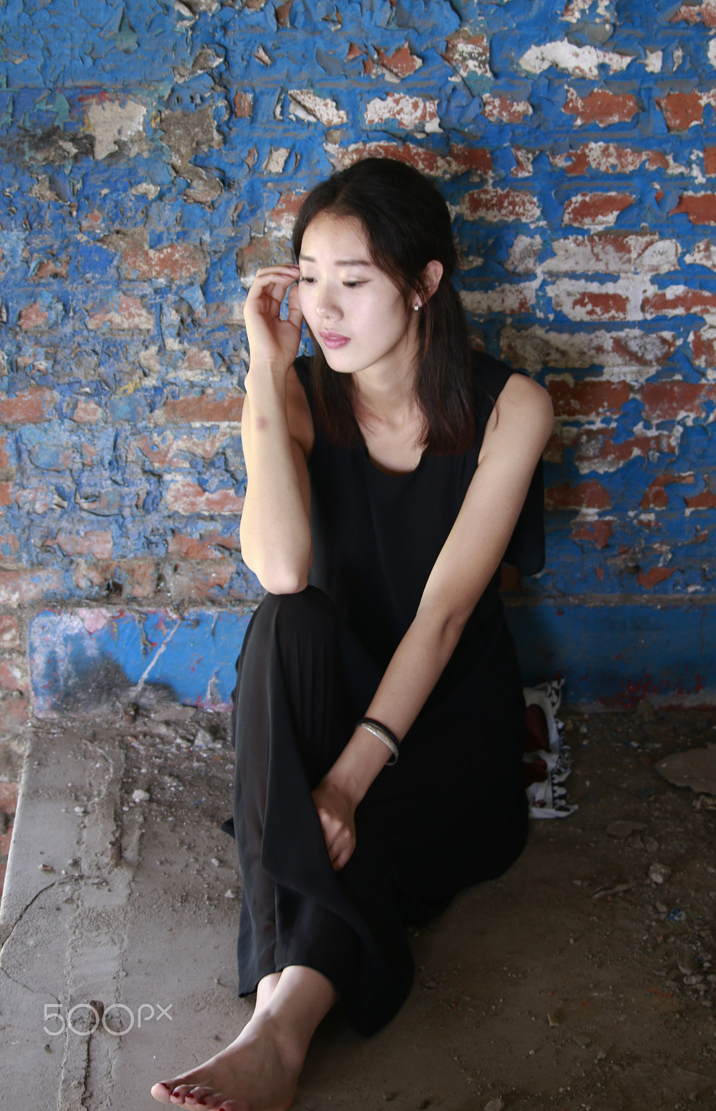 Canon EF-S 55-250mm F4-5.6 IS STM sample photo. Expect quietly for the good news photography