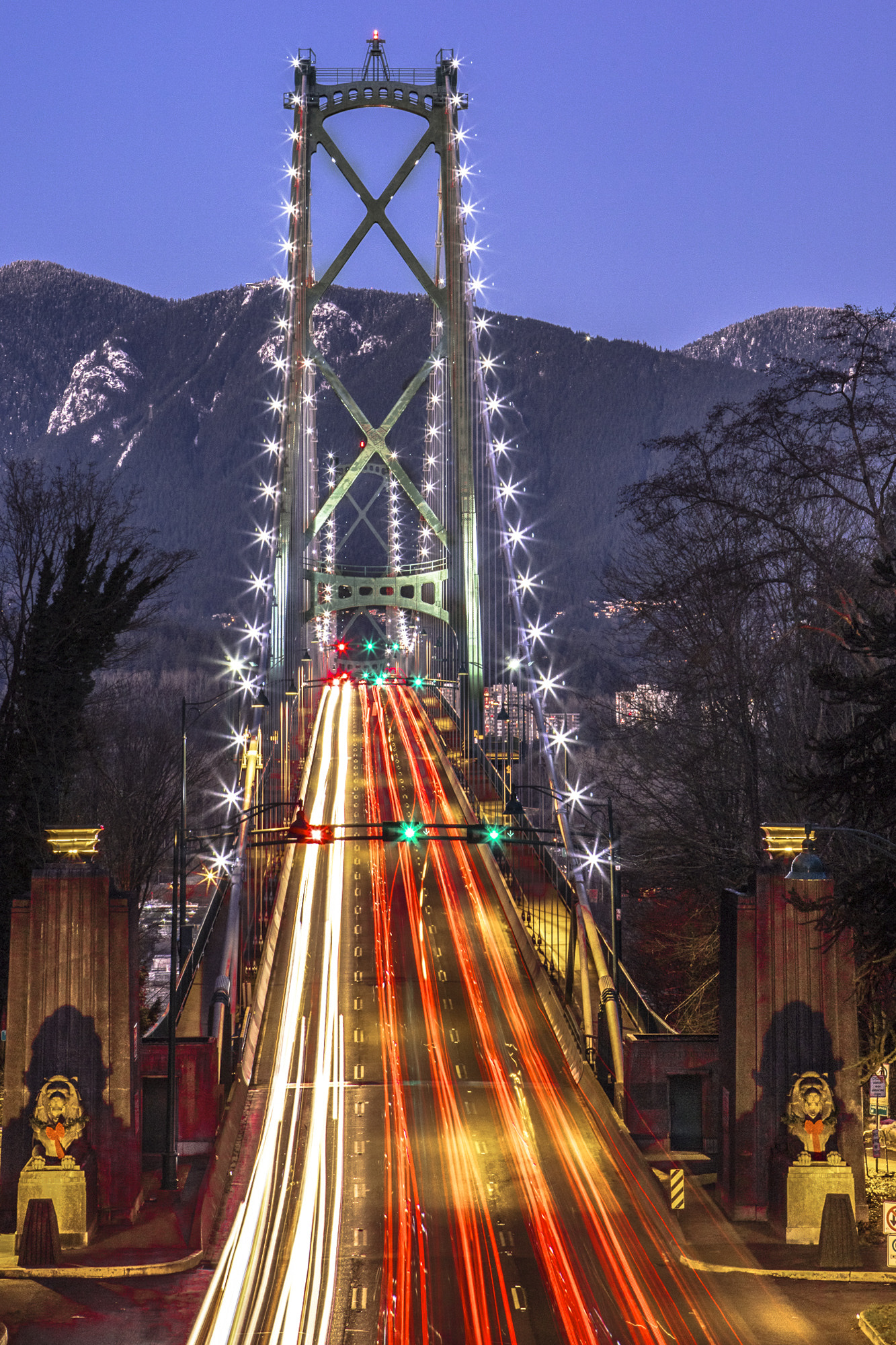 Canon EOS 5DS R + Canon EF 24-70mm F2.8L USM sample photo. Lions gate night scene long exposure photography