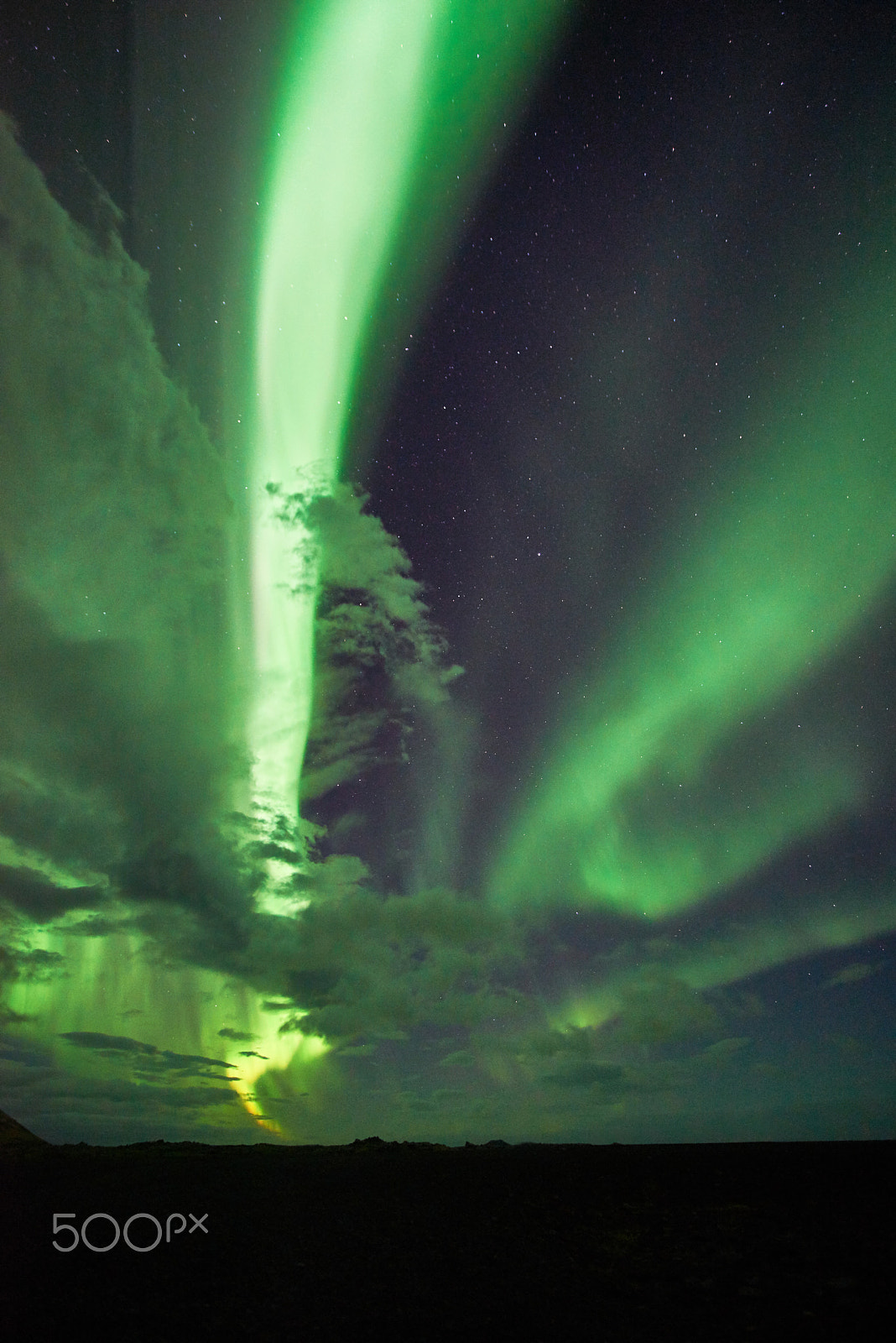 Sony a7R + 17-40mm F4 sample photo. Chase the light in iceland photography