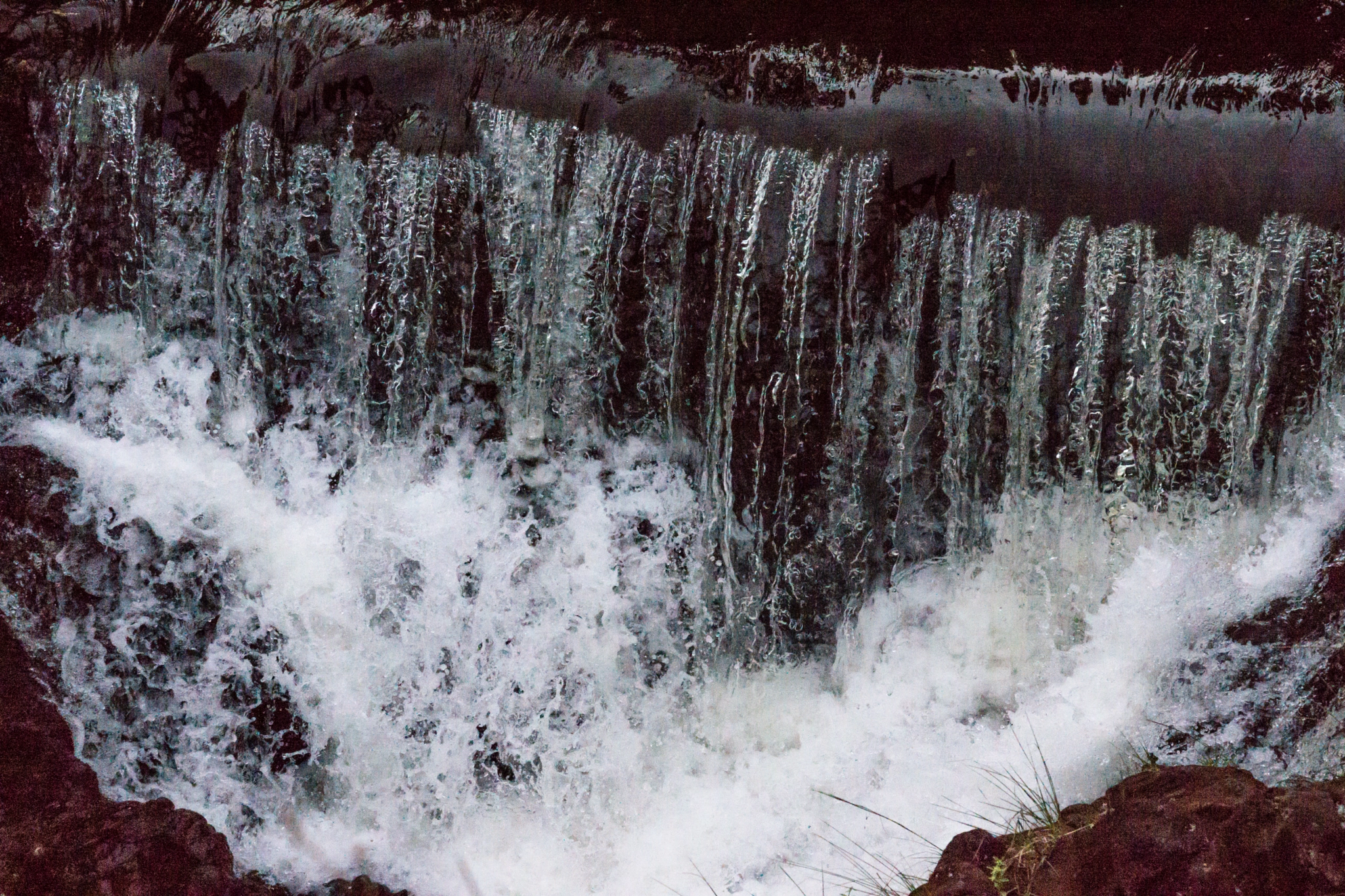 Sony 85mm F2.8 SAM sample photo. Gushing waterfall in tropical hawaii photography