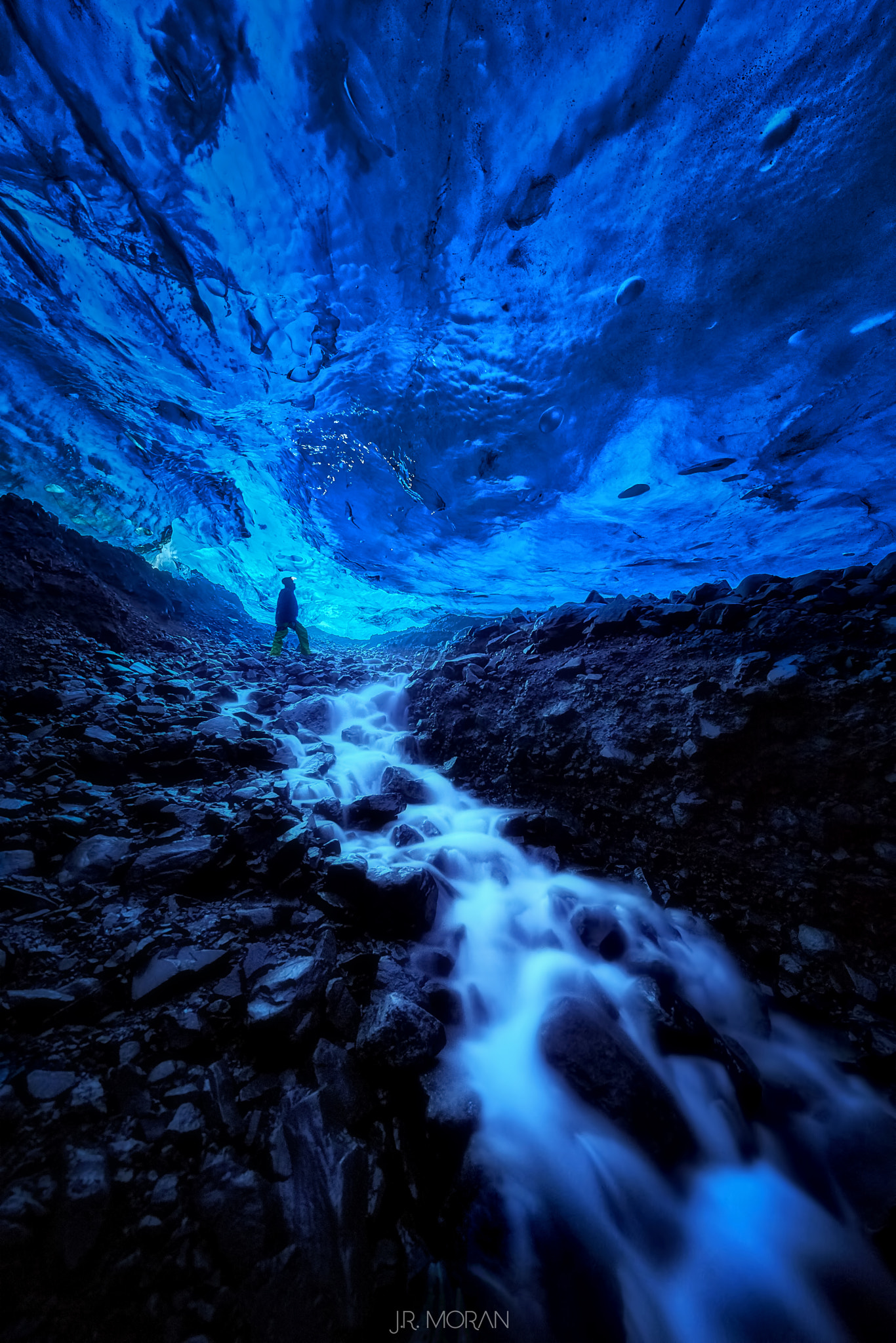 11-24mm F4 G SSM sample photo. Abc (amazing blue cave) photography