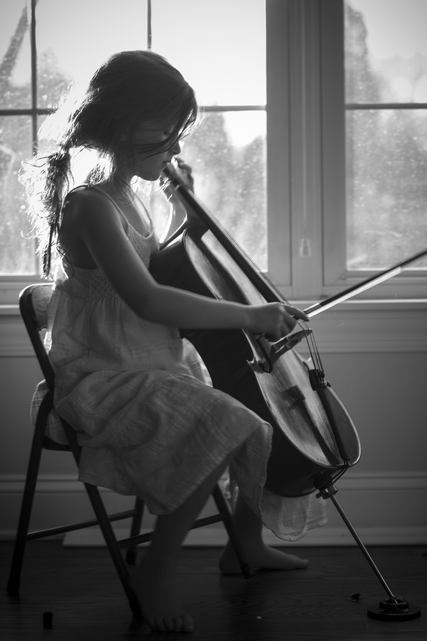 Nikon D610 + Nikon AF-S Nikkor 85mm F1.4G sample photo. Grace and her cello photography