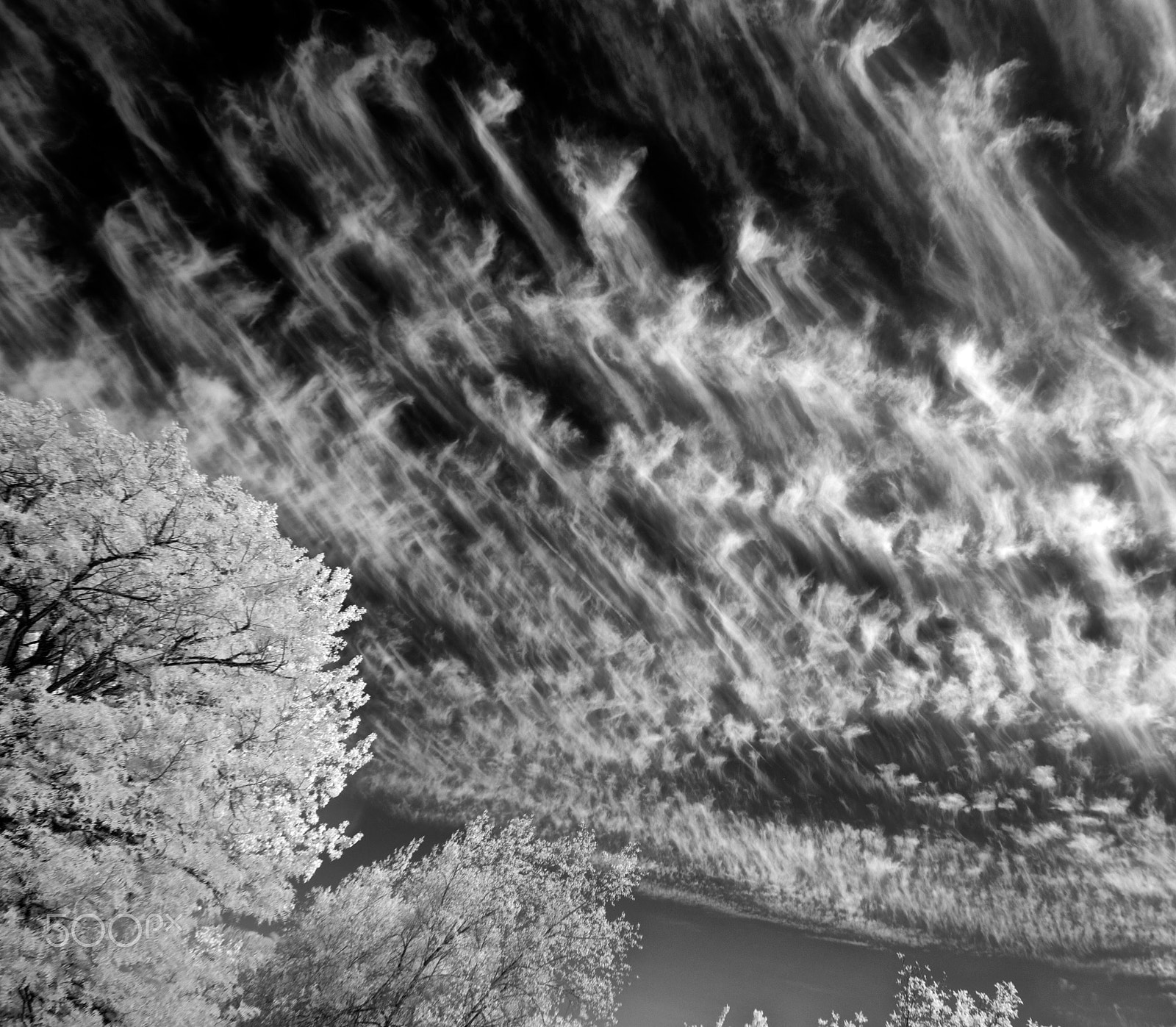 Canon EF-S 10-22mm F3.5-4.5 USM sample photo. Ir sky photography