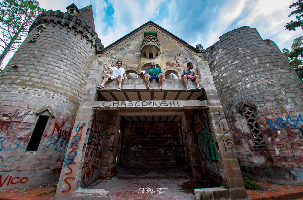 Sigma 10mm F2.8 EX DC HSM Diagonal Fisheye sample photo. Up there photography