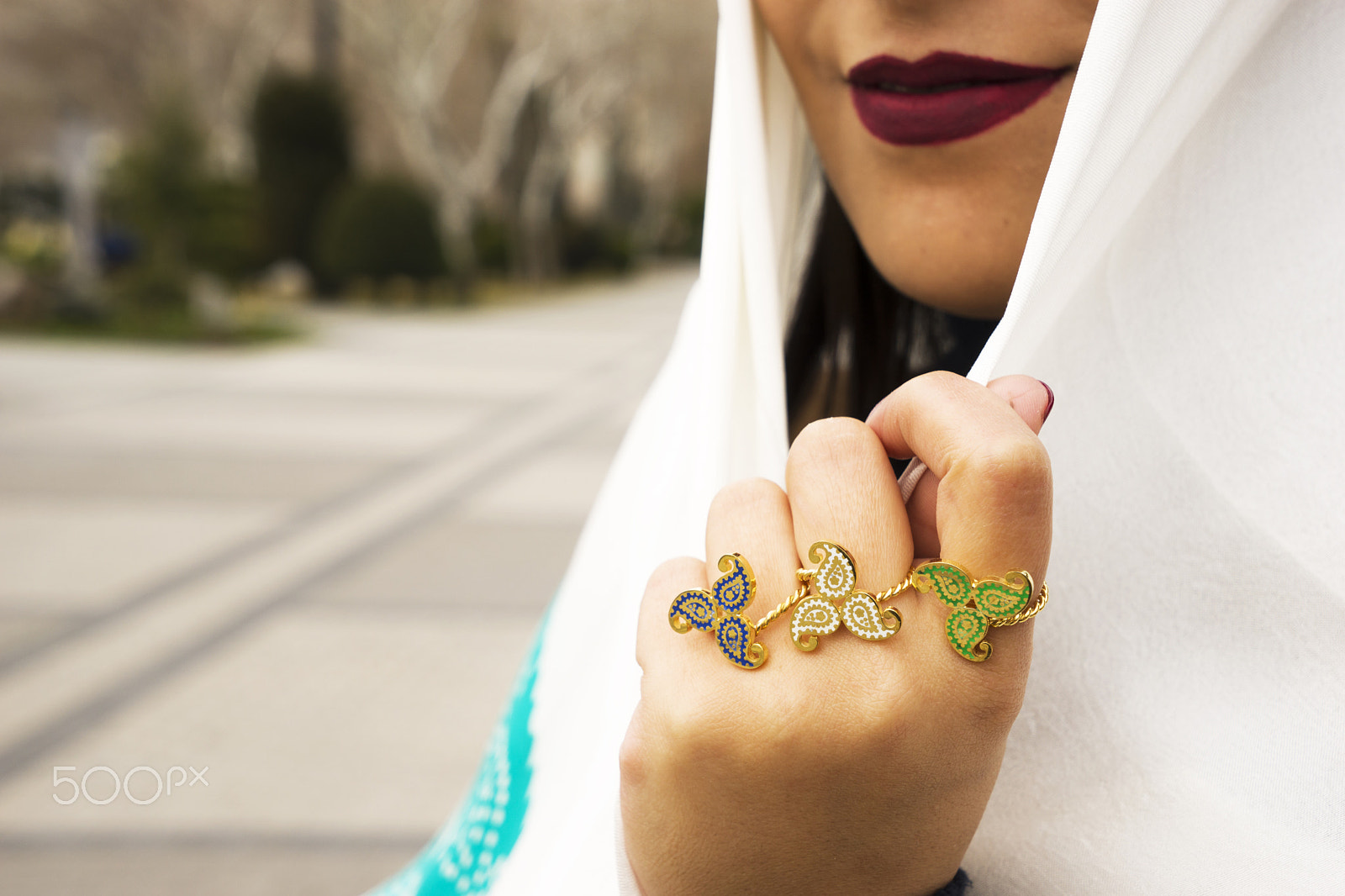 Sony a7 sample photo. Beautiful girl with turkish headscarves and gold antique jewellery photography