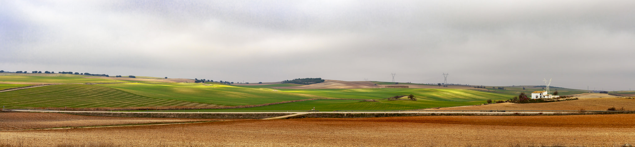 Canon EOS 700D (EOS Rebel T5i / EOS Kiss X7i) + Canon EF 50mm F1.4 USM sample photo. Castilla la mancha panoramic photography