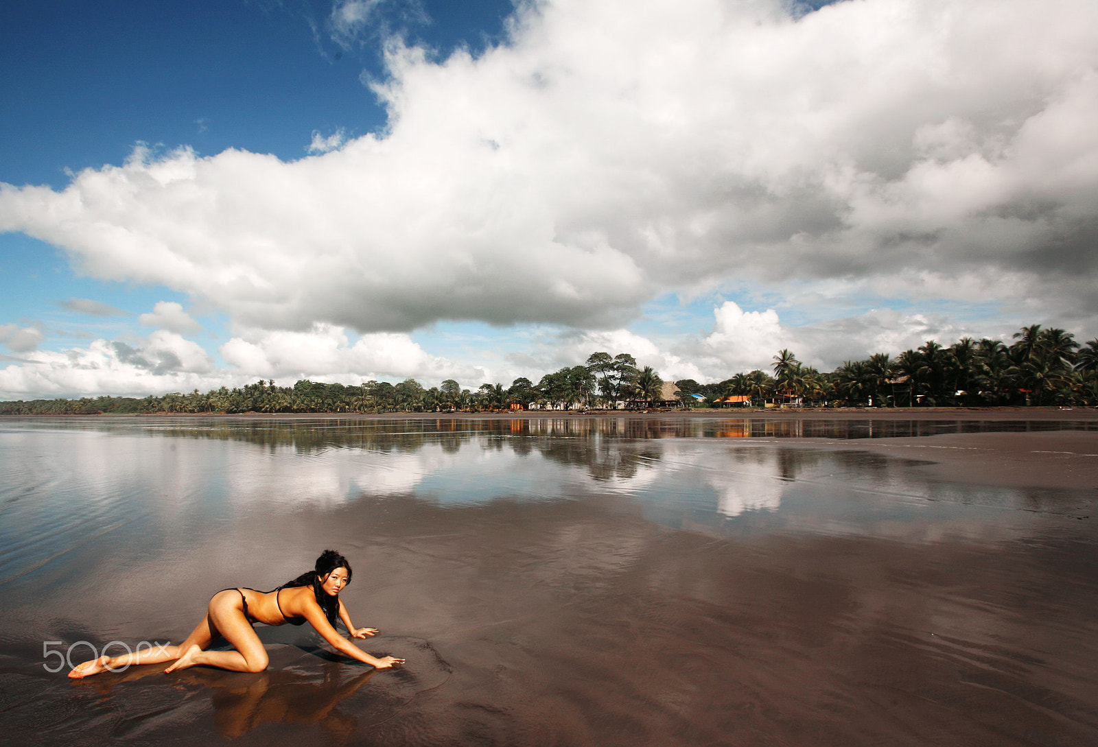 Canon EOS 5D + Canon EF 16-35mm F2.8L USM sample photo. Model - costa rica photography